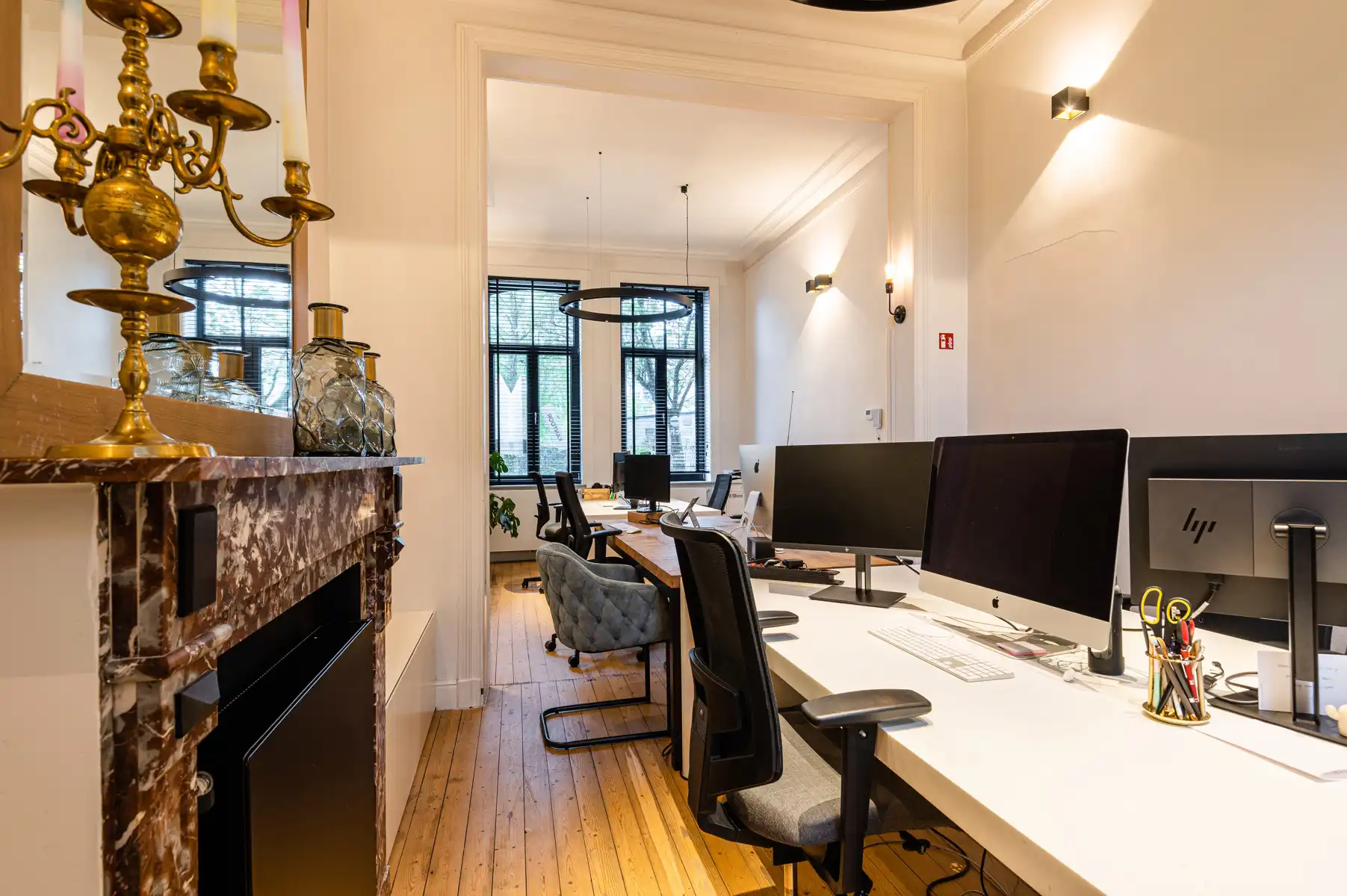 Stijlvolle kantoorruimte in een volledig gerenoveerde herenwoning foto 6