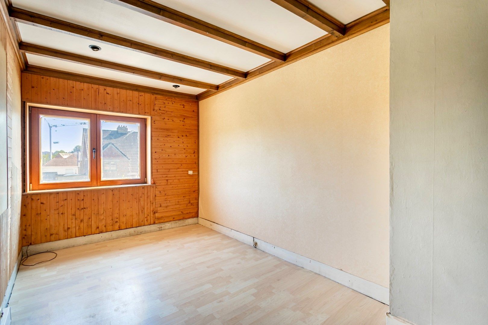 Te renoveren woning met 3 slpk  foto 15