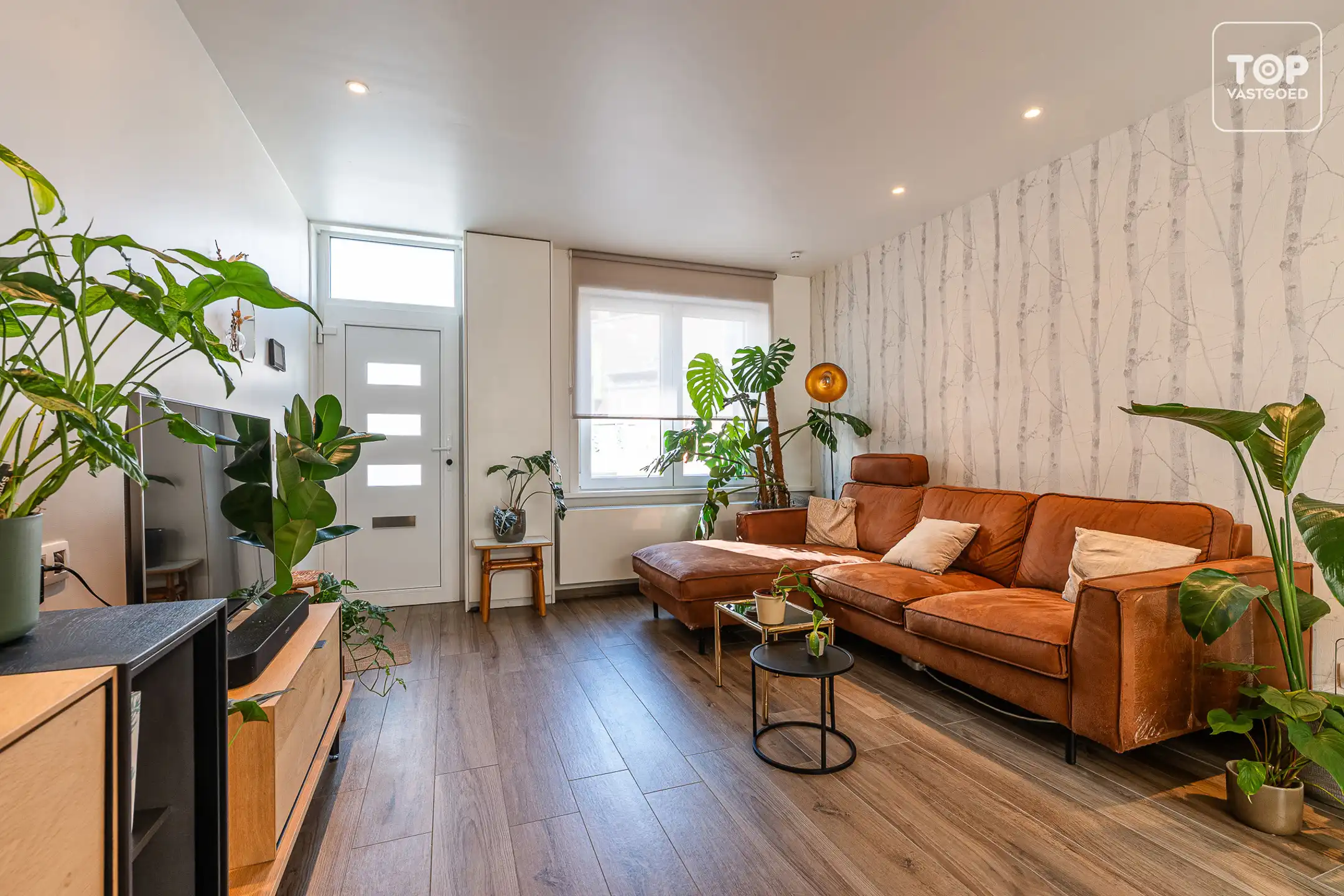 Ideale starterswoning met 2 slaapkamers en dressing. foto 2