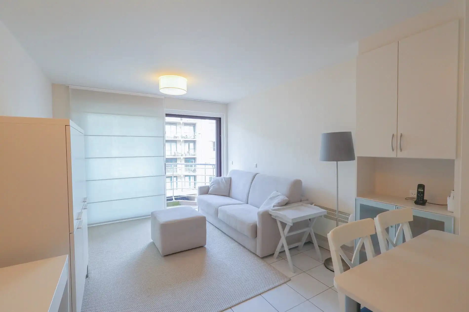 Gezellige, instapklare studio te koop in Oostduinkerke-Bad foto {{pictureIndex}}