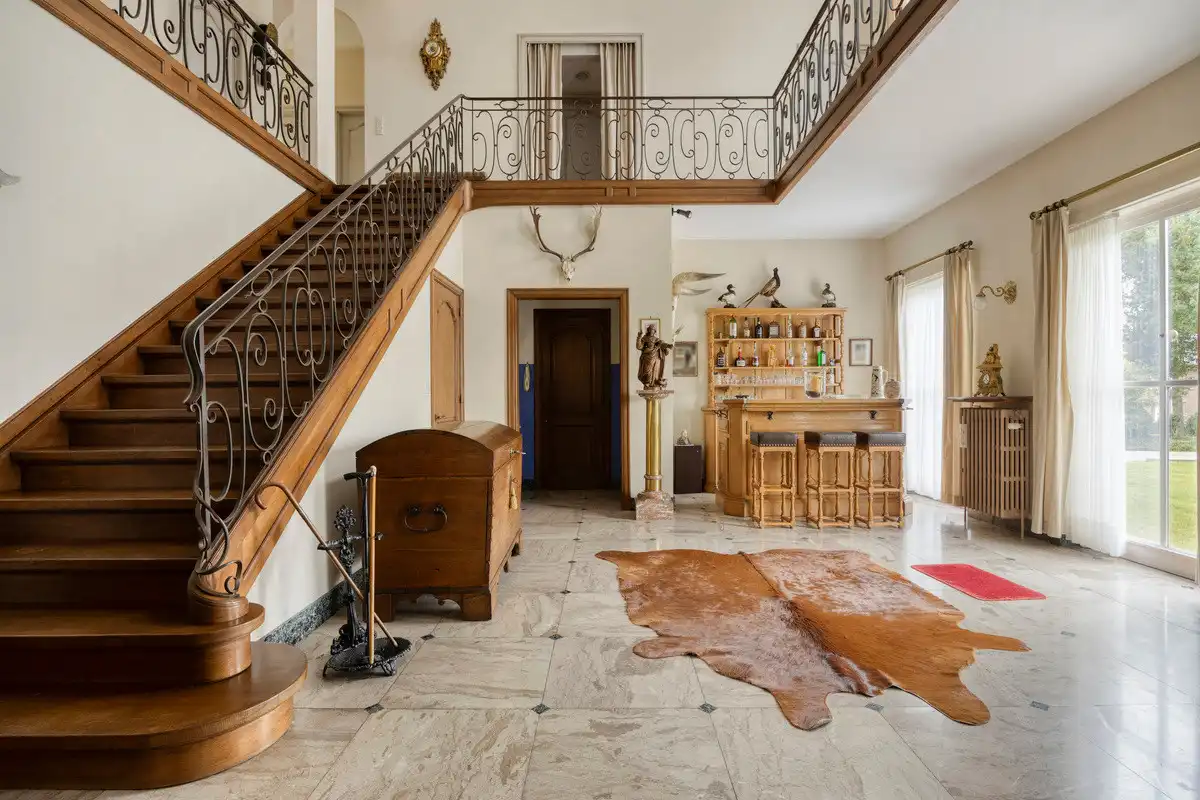 EXCLUSIEF VILLA-LANDHUIS OP 1HA09A87CA AAN STANDSRAND BILZEN. foto 3
