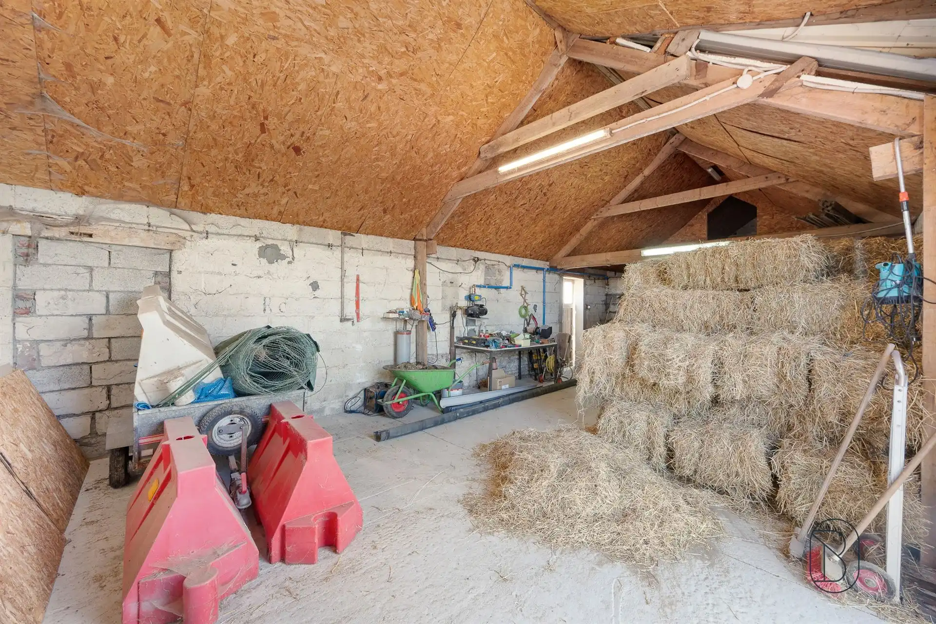 Fermette met paardenstalling en weide te Anzegem op 9.959m² foto 21