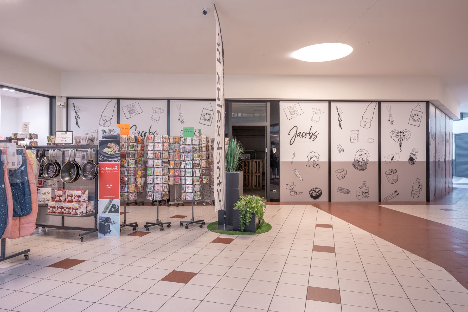 Commercieel gelijkvloers in de Shopping Promenade! foto 8