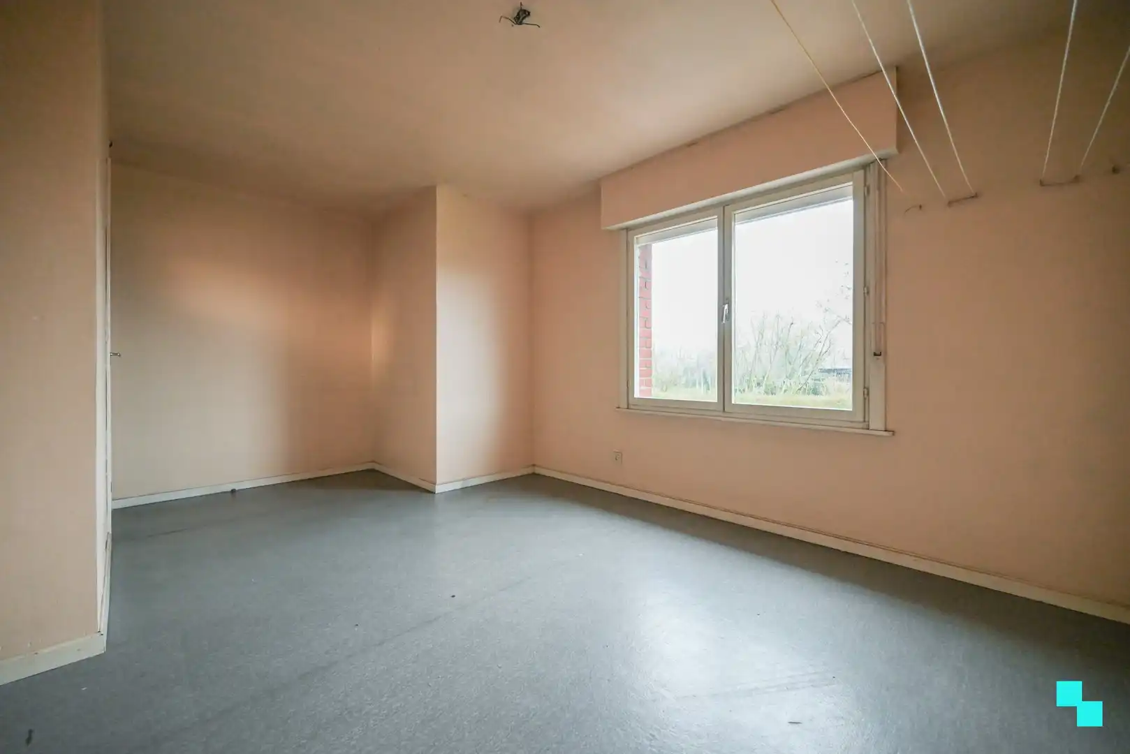 Eengezinswoning met 4 slaapkamers in het hartje van Kachtem foto 25