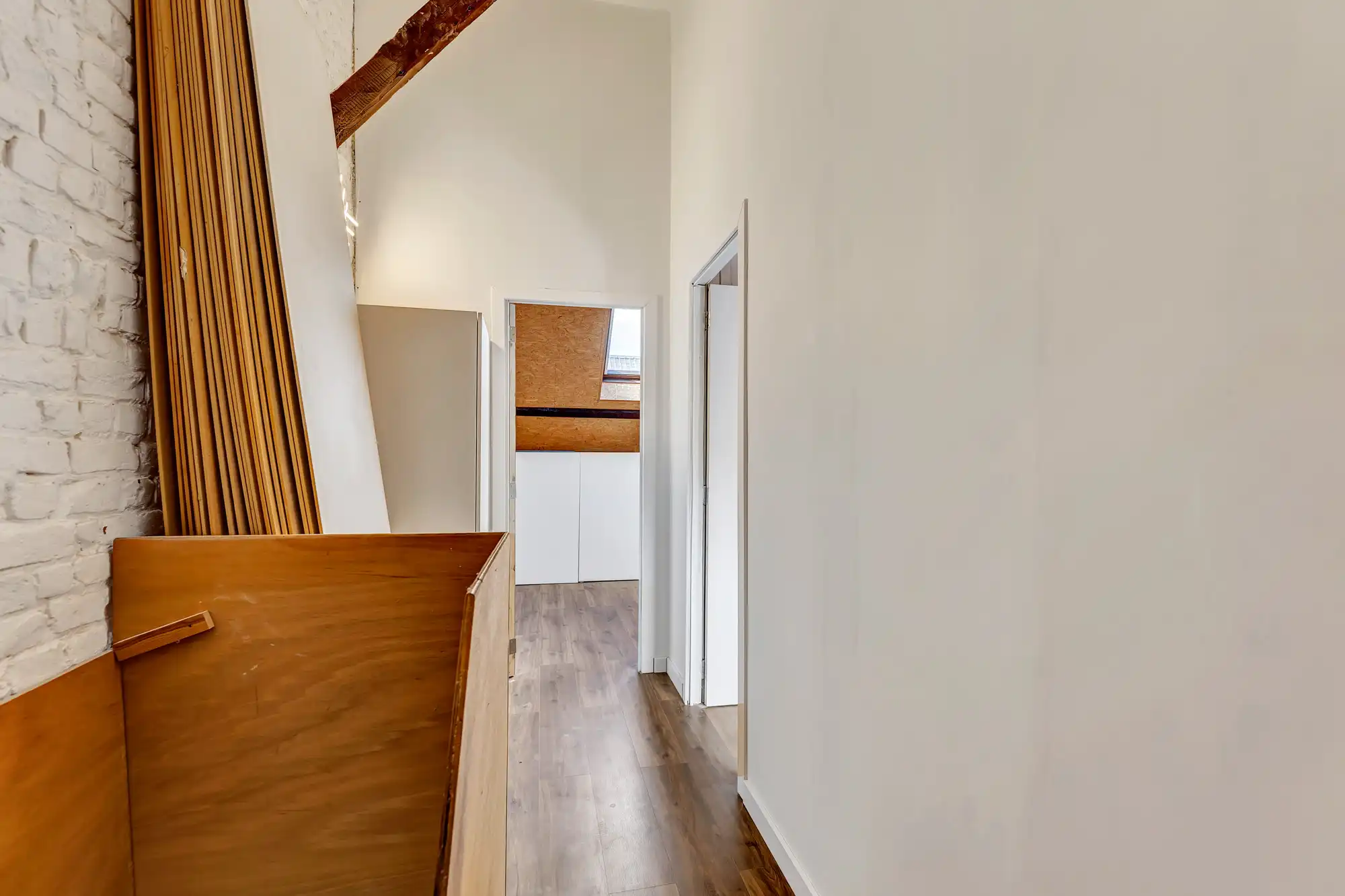 Gerenoveerde woning met tuin en 3 slpks in Halle foto 11