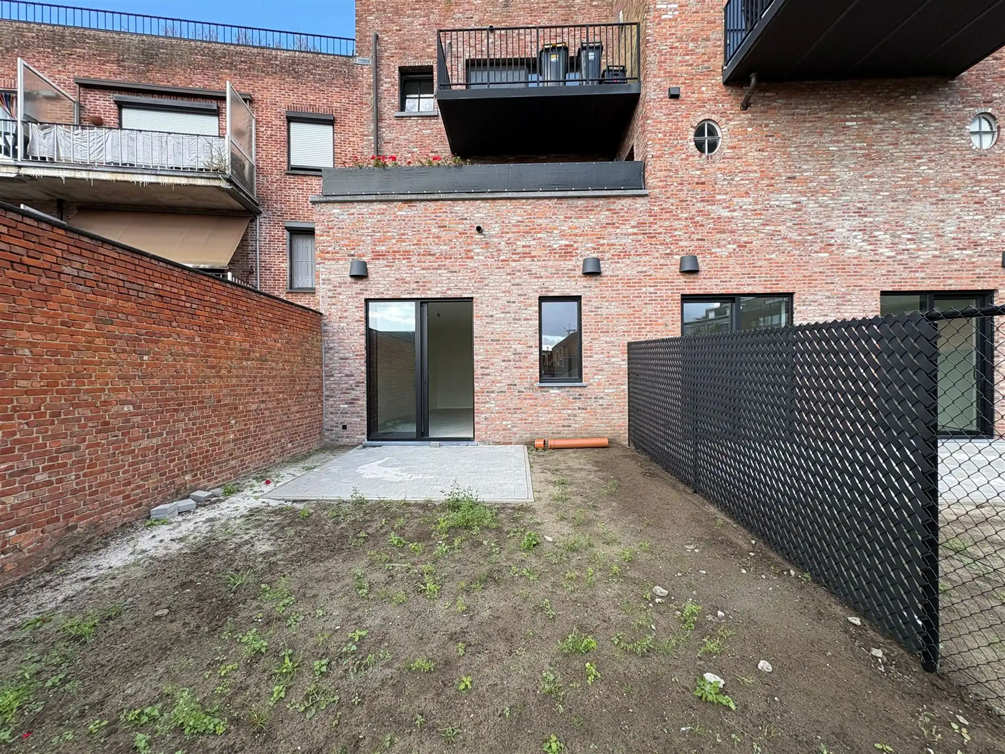 Ruim appartement met 1 slaapkamer en grote zuidtuin. foto 7