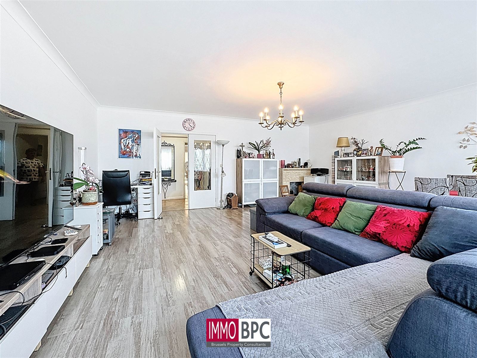 volledig gerenoveerde appartement in Sint-Jans-Molenbeek  foto 3