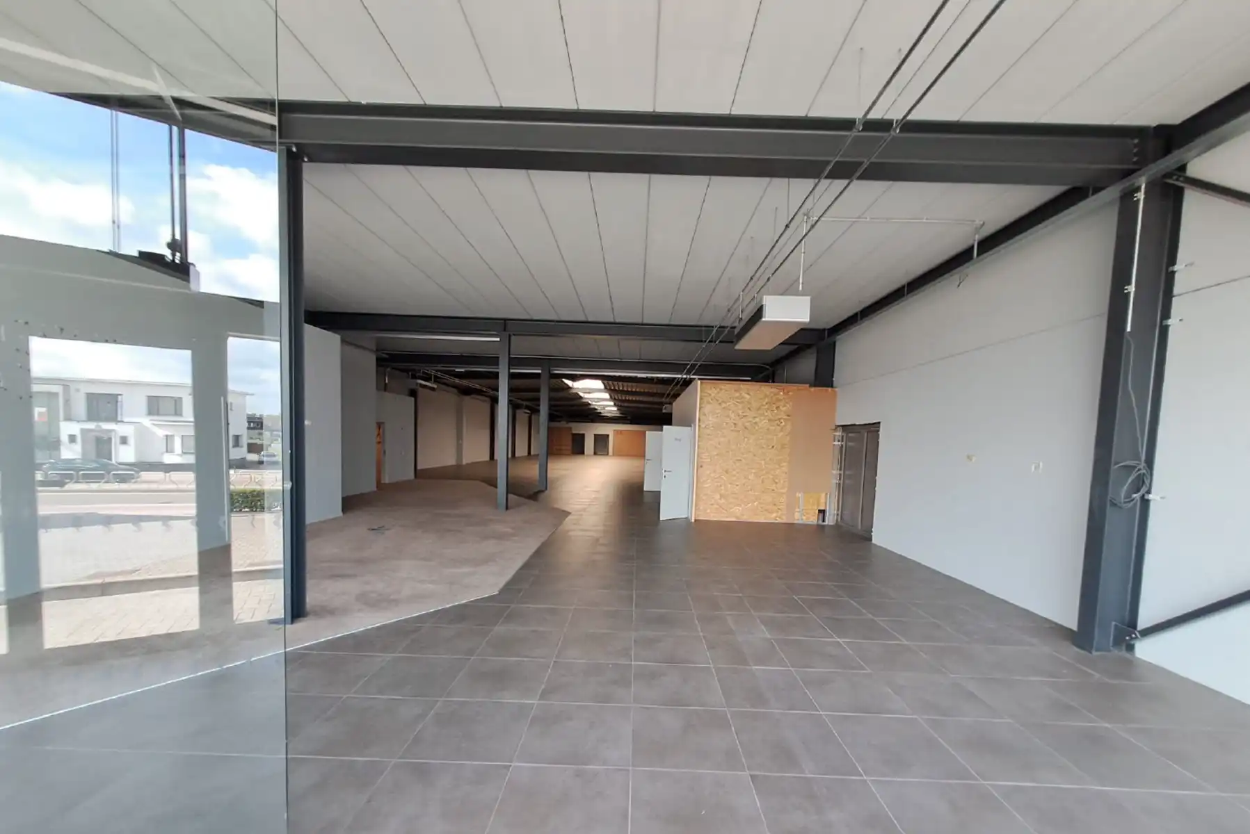 Commerciële ruimte te huur foto 2