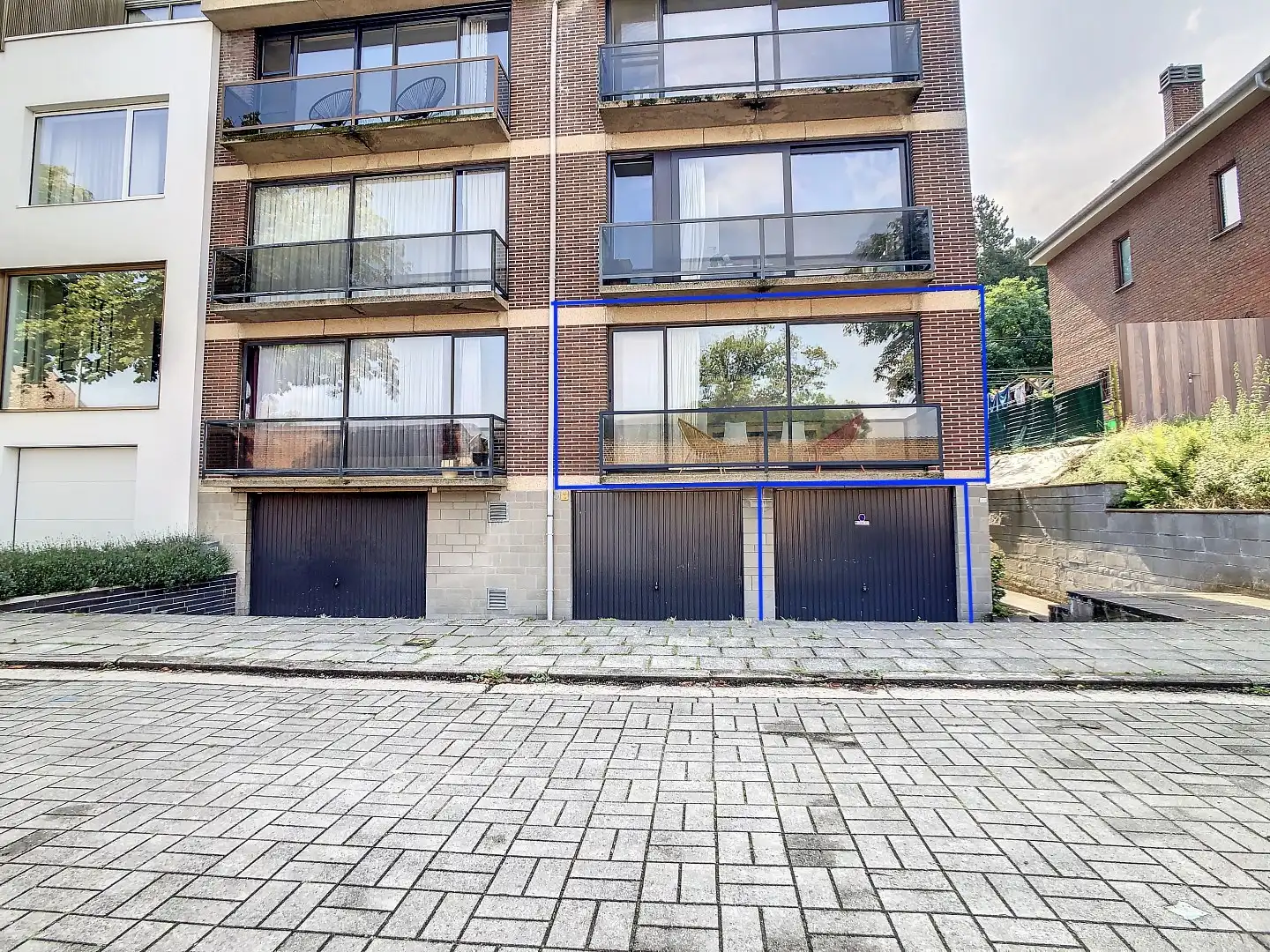 Goed gelegen gerenoveerd appartement met twee ruime slaapkamers, terras (25 m²) en garagebox - bewoonbare oppervlakte 73 m²        foto 15
