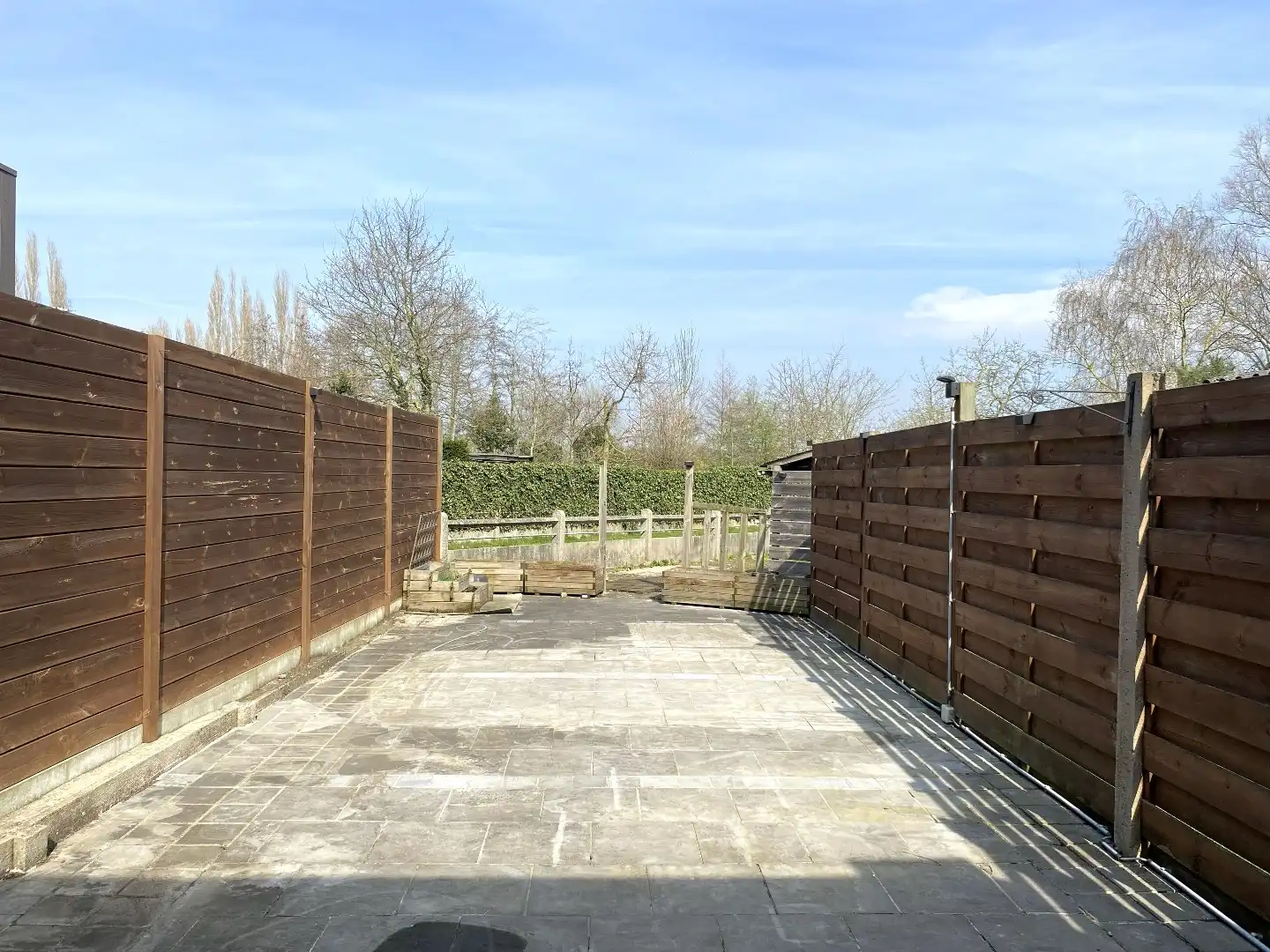 RIJWONING MET 3 SLAAPKAMERS EN TUIN NABIJ HET CENTRUM foto 5