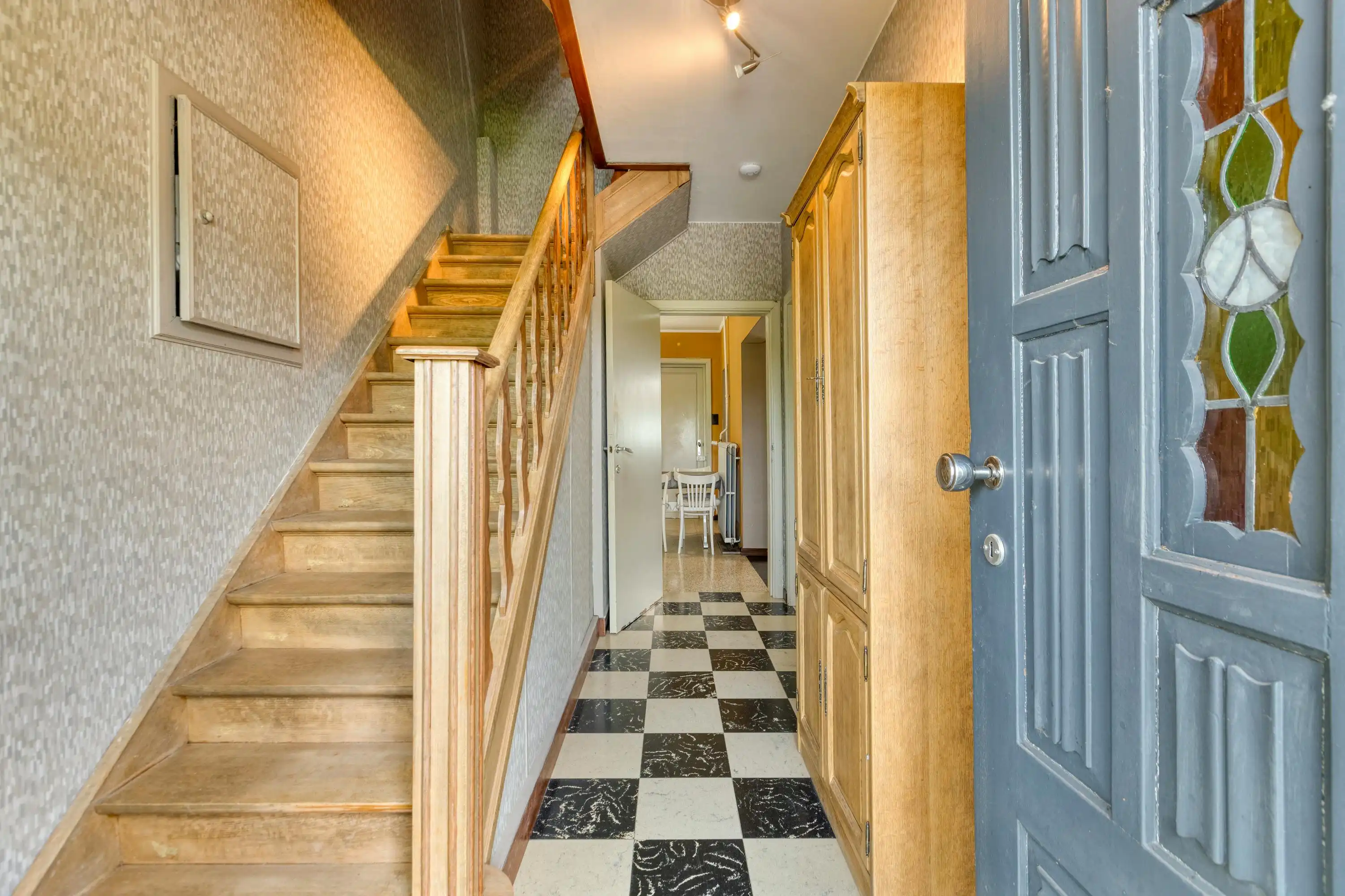 Instapklare woning met 5 slaapkamers te Alken foto 3