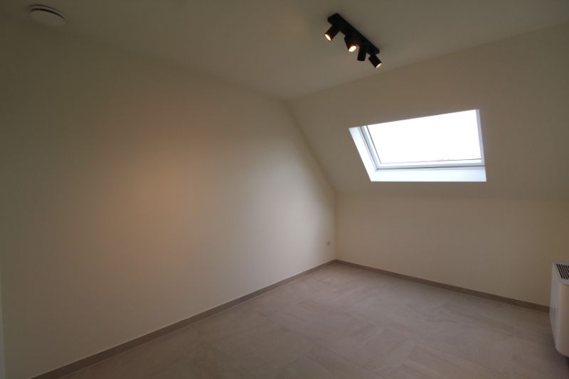 Nieuwbouwwoning te huur in Zonnebeke foto 10