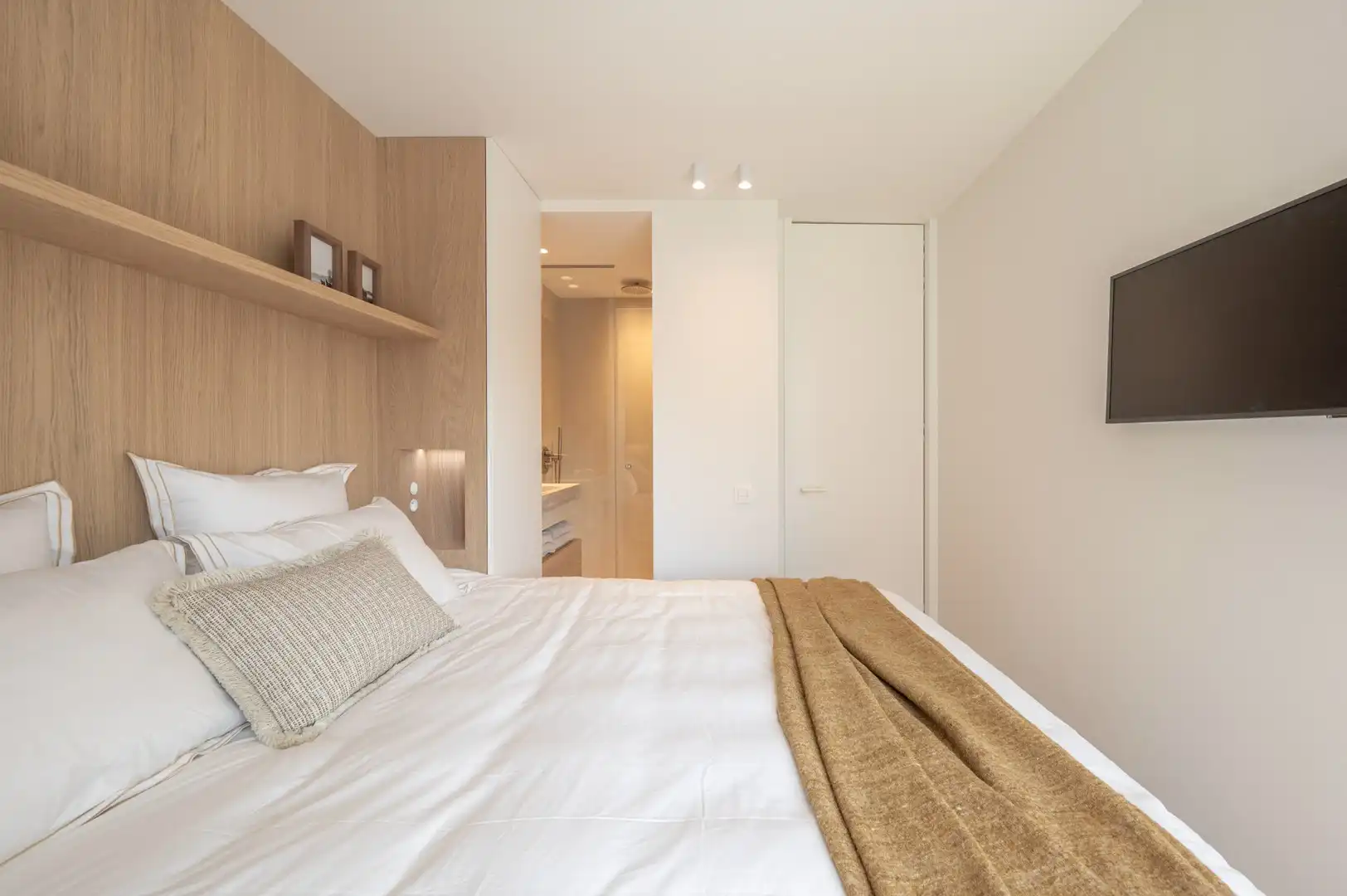 Lichtrijk, gerenoveerd appartement met uitzicht op het Lichttorenplein. foto 23