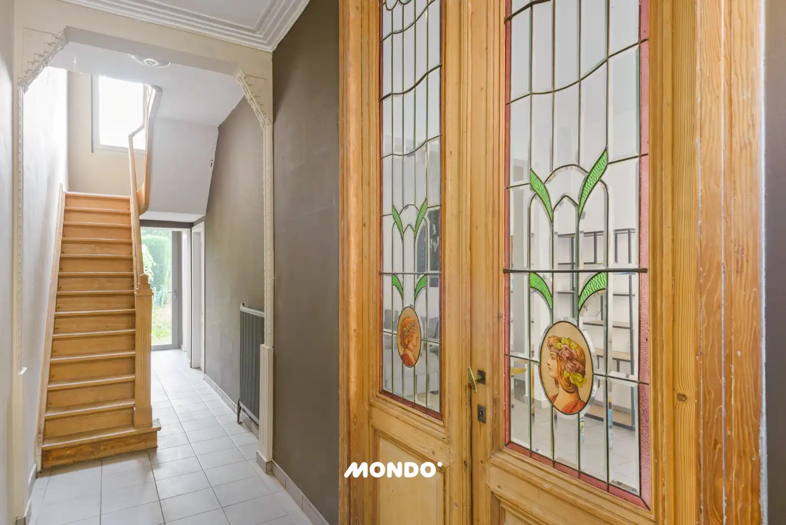 Charmante rijwoning met 4 slaapkamers foto 5