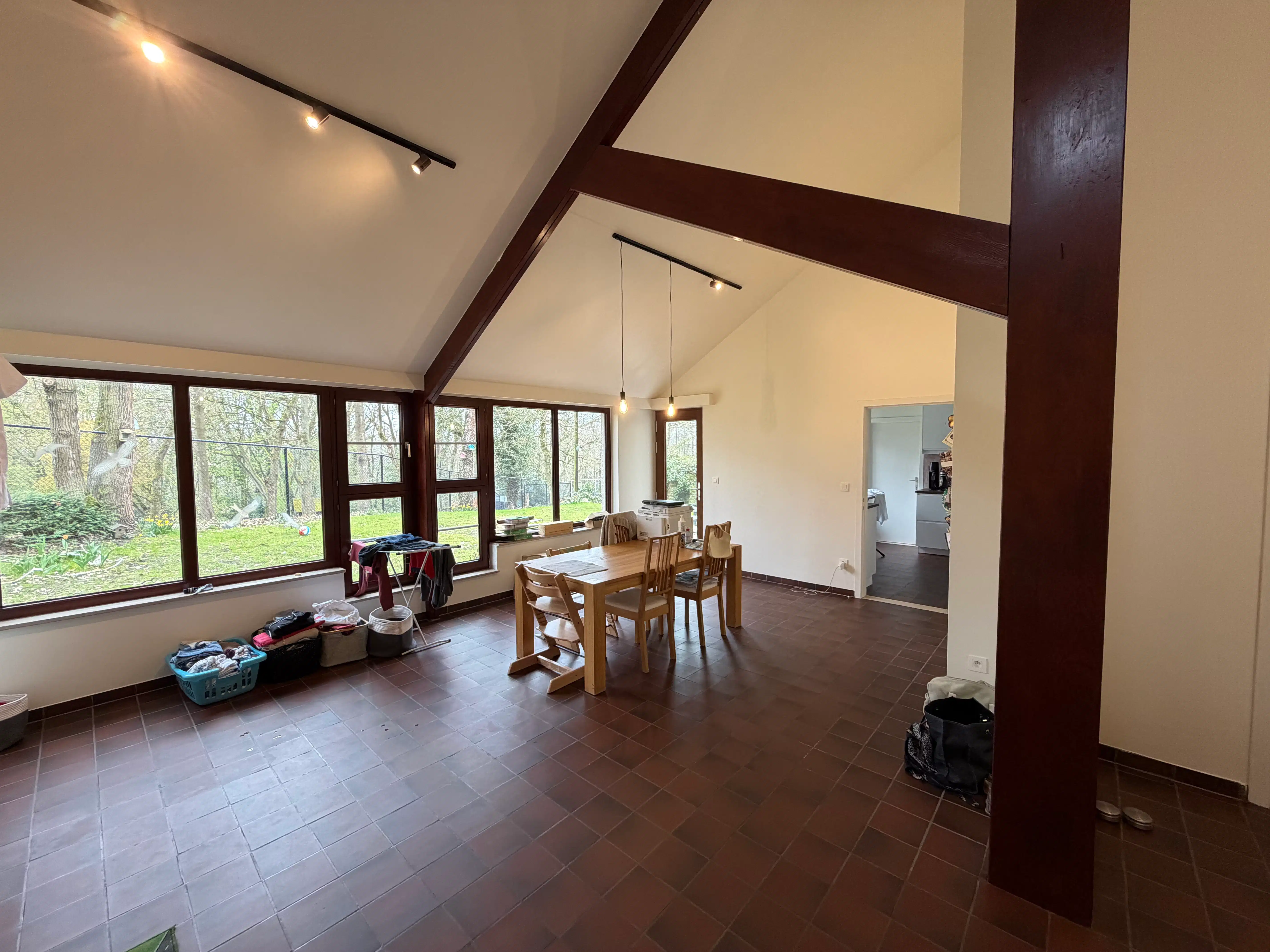 Genk, Winterslagstraat 251: Ruime gezinswoning met 3 slaapkamers, garage en zuidwest-gerichte tuin ! foto 6