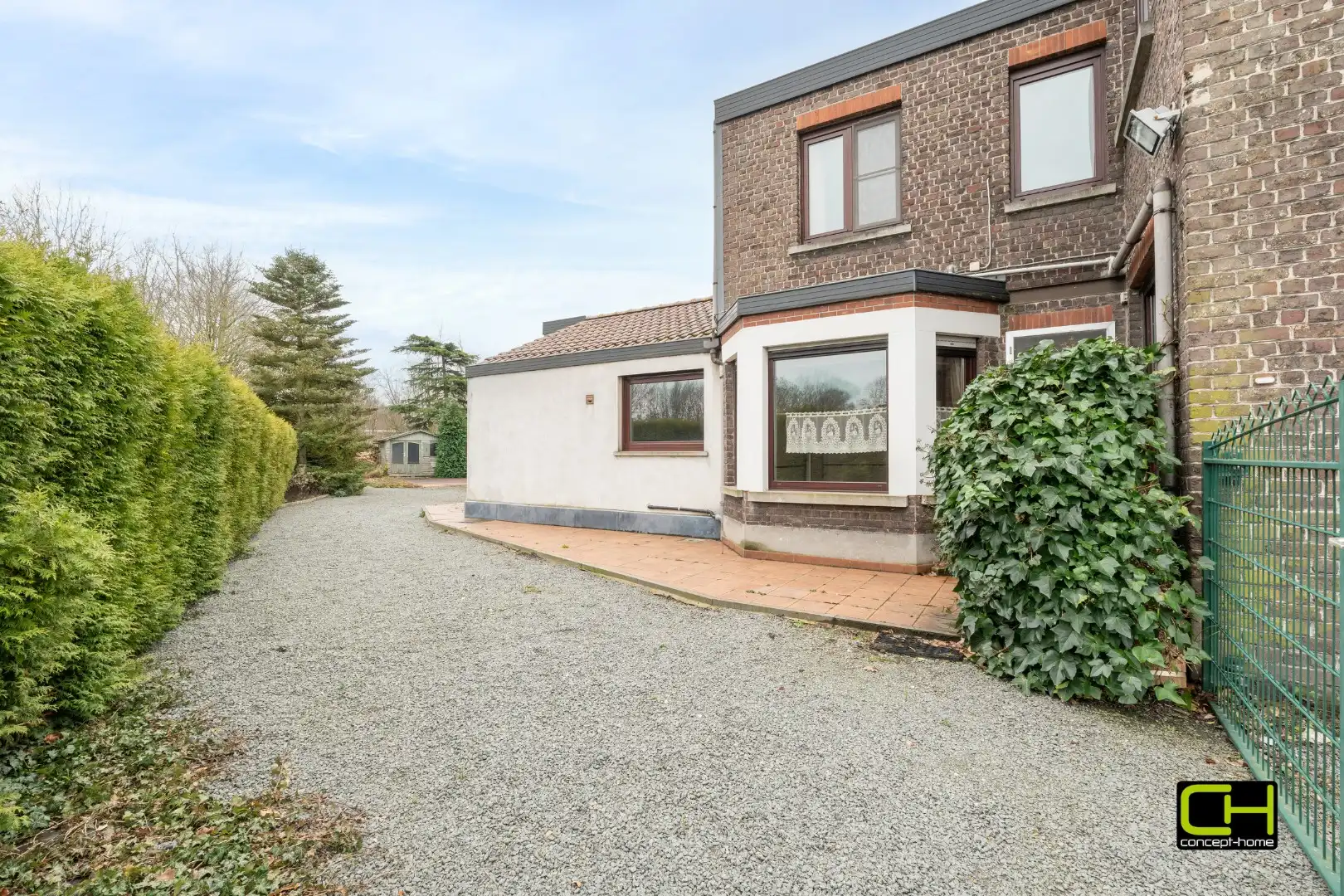 Ruime gezinswoning met 3 slaapkamers te koop in Evergem foto 20