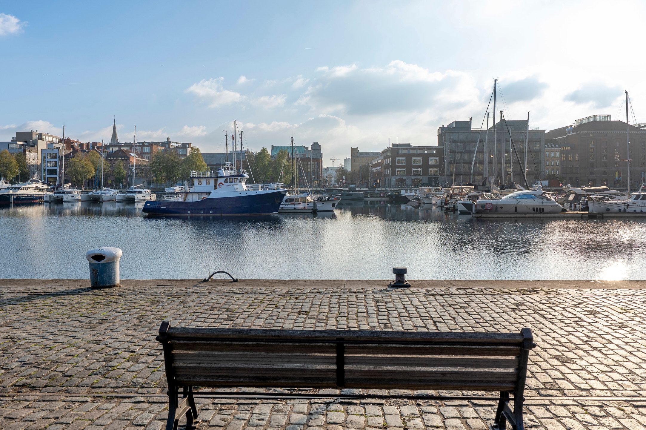 ANTWERPEN-EILANDJE - Ruime loft met terras foto 5