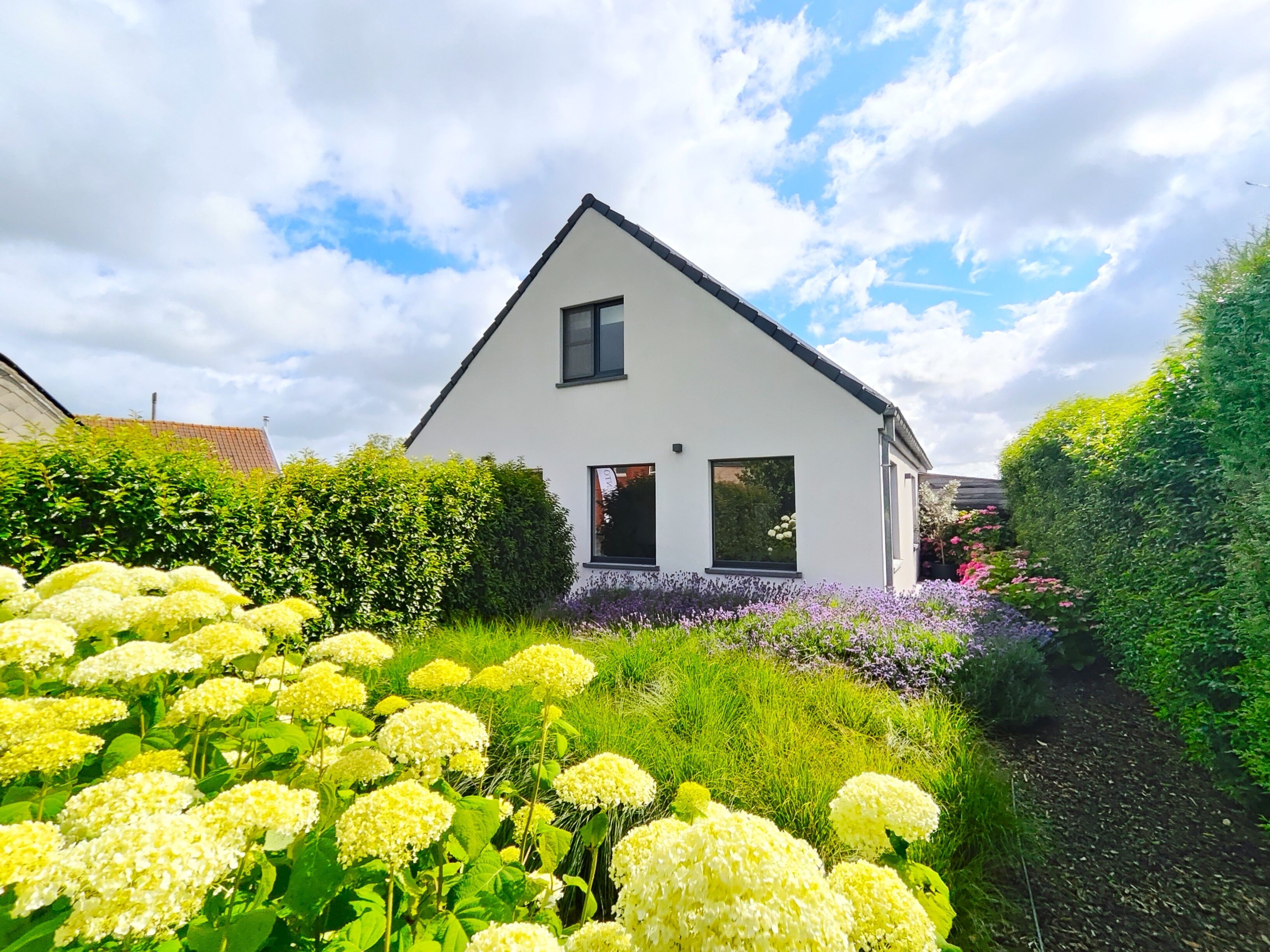 Landelijk gelegen VILLA met adembenemend zicht te Middelkerke op ca. 10min. van zee!* foto {{pictureIndex}}