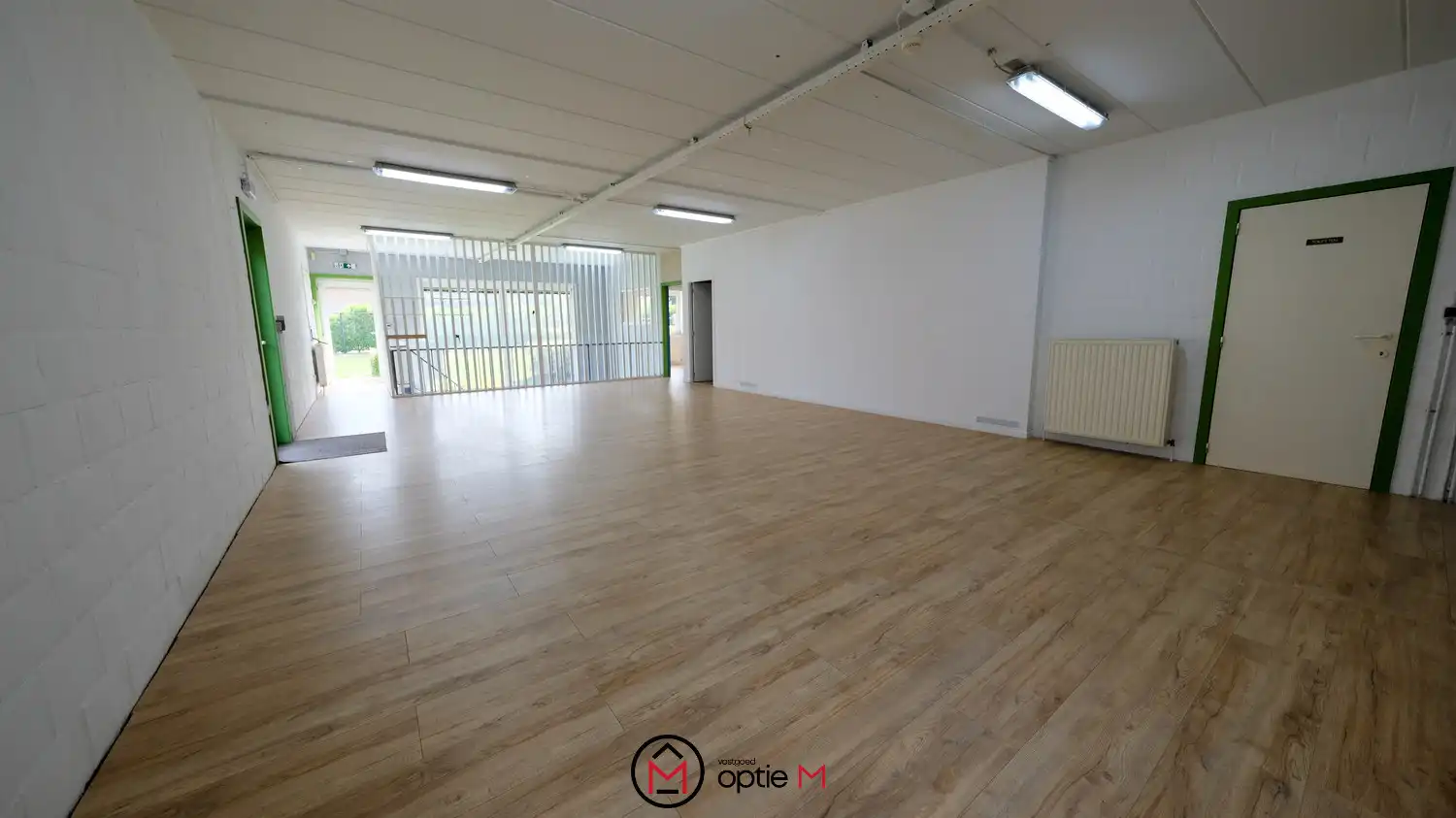 Handelsruimte met appartement te koop in Merem, Bilzen-Hoeselt foto 3