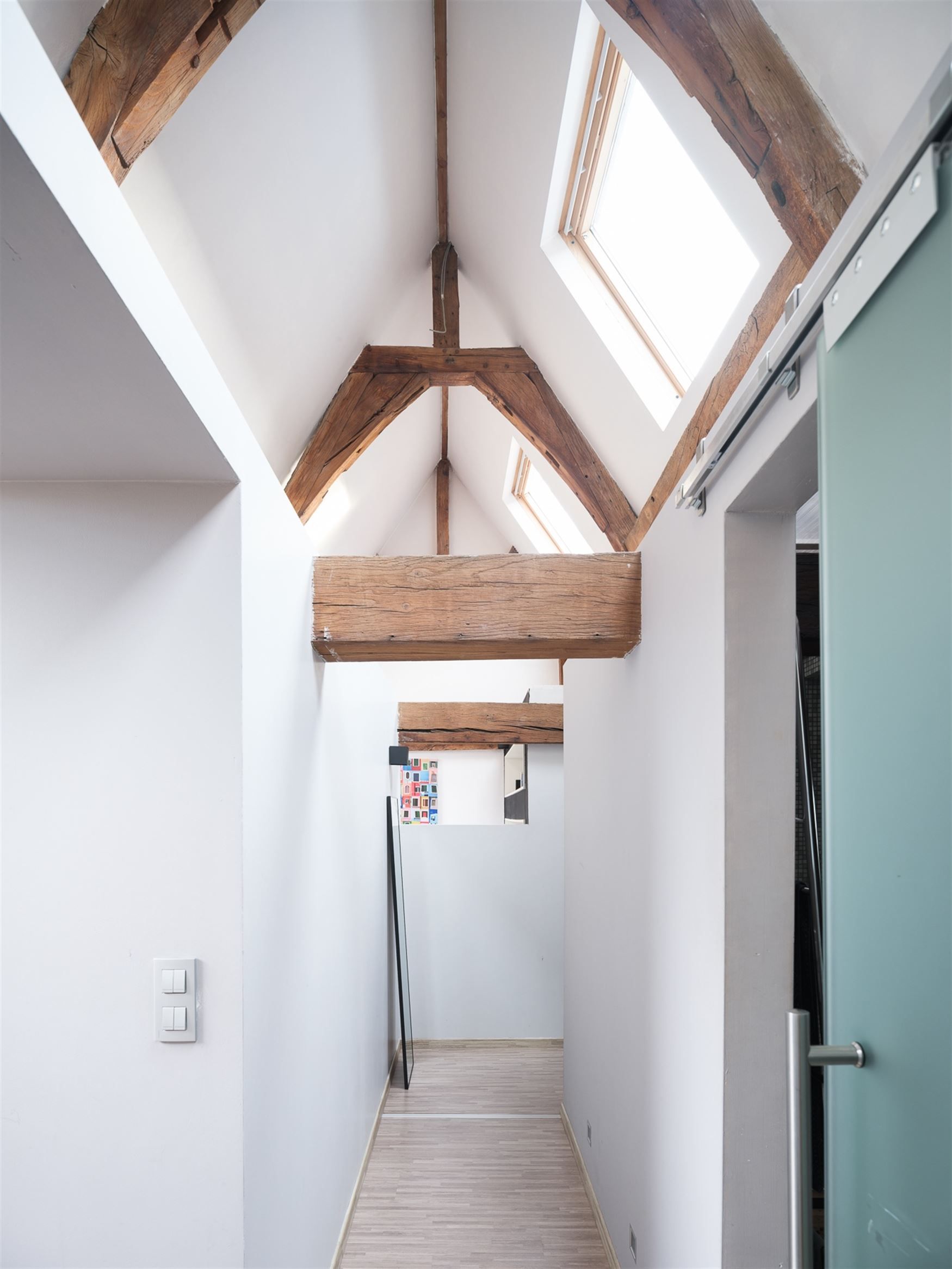 Karaktervolle loft met groot terras in hartje Oudenaarde. foto 8