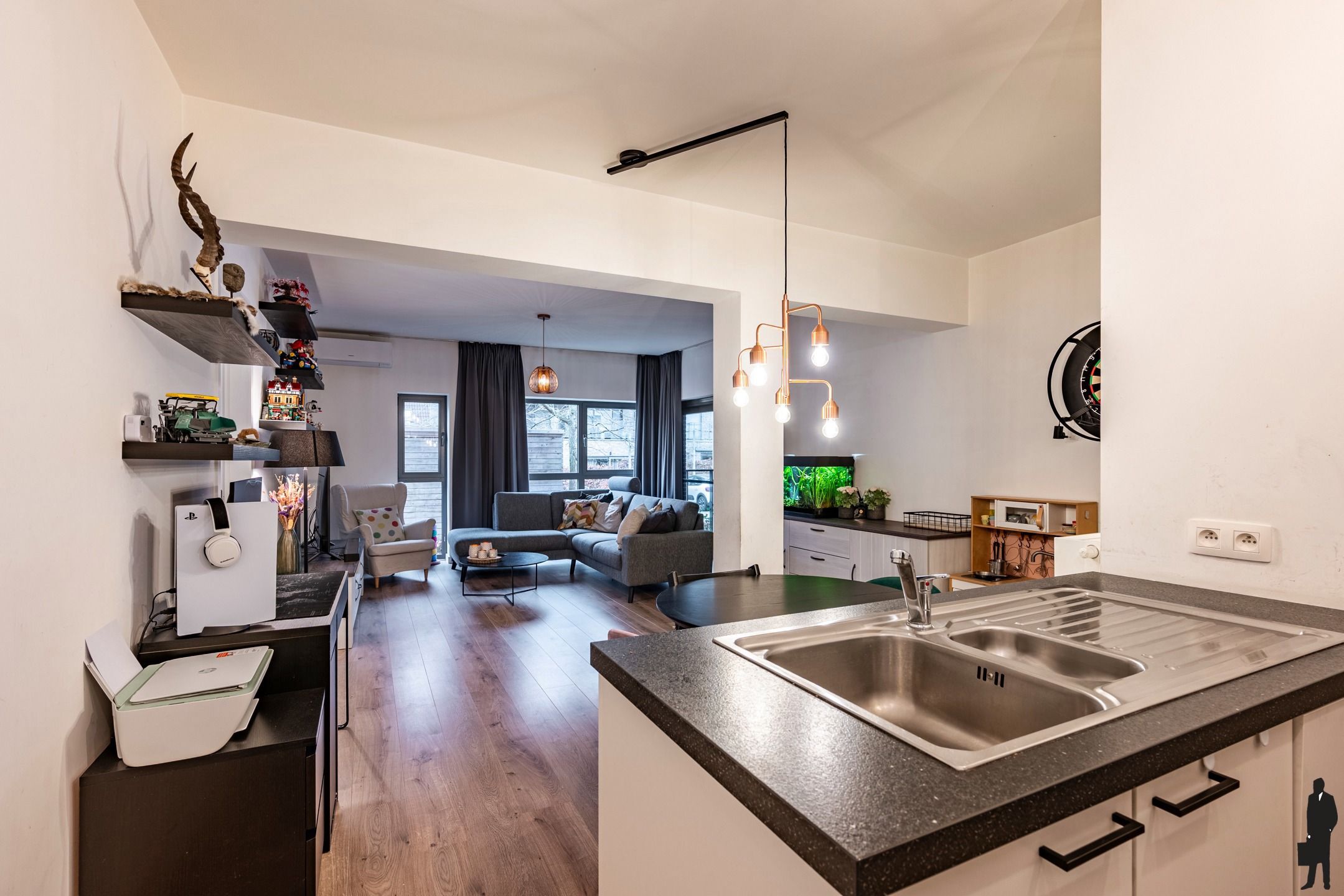 Stijlvol appartement met 2 slaapkamers in hartje Hoogstraten foto 6