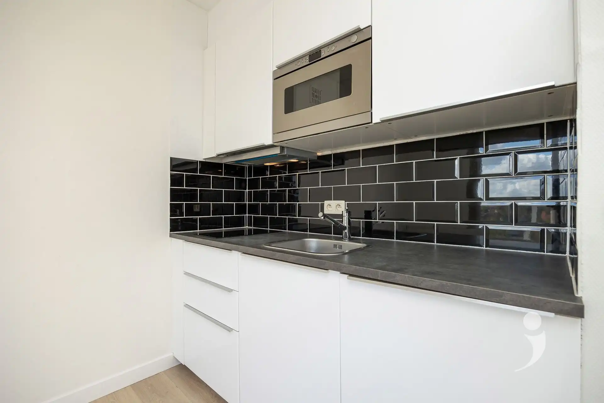 Gerenoveerde studio met groot terras en prachtig uitzicht in Heverlee foto 6