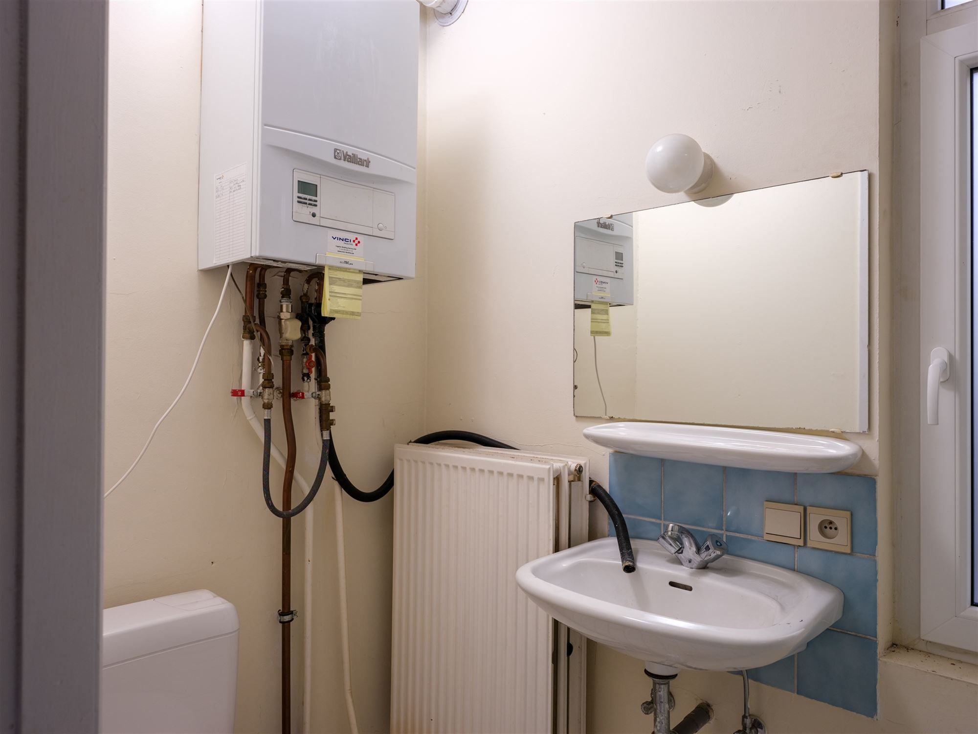 ruime rijwoning met polyvalent bijgebouw en tal van mogelijk foto 31