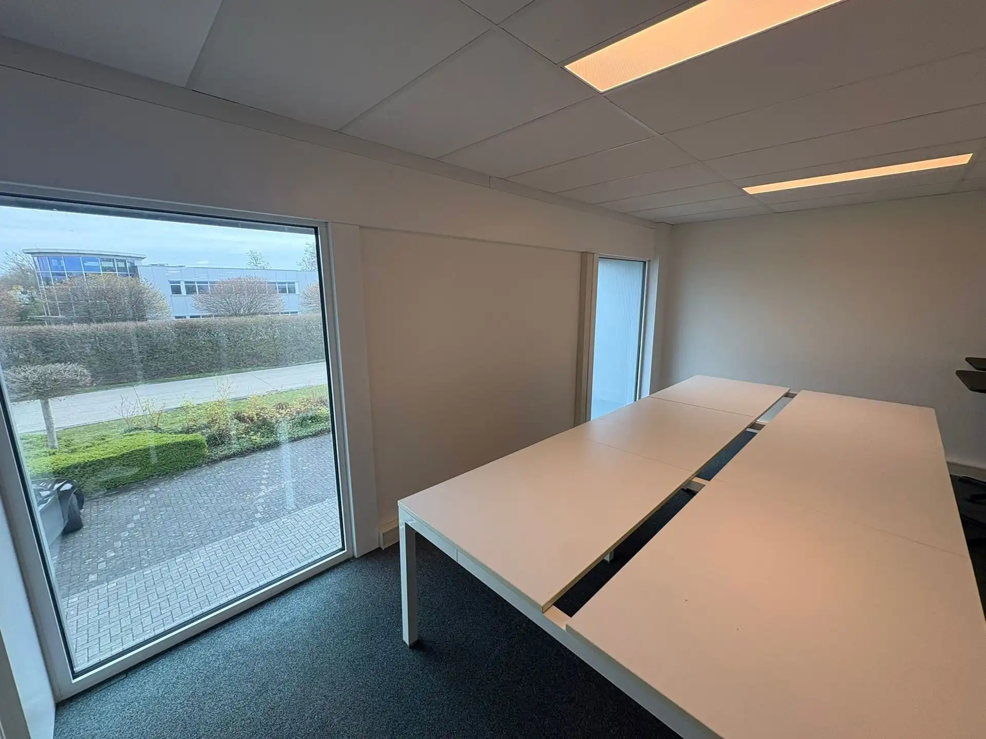 Kantoor van 280 m² te huur in Wommelgem.  foto 12