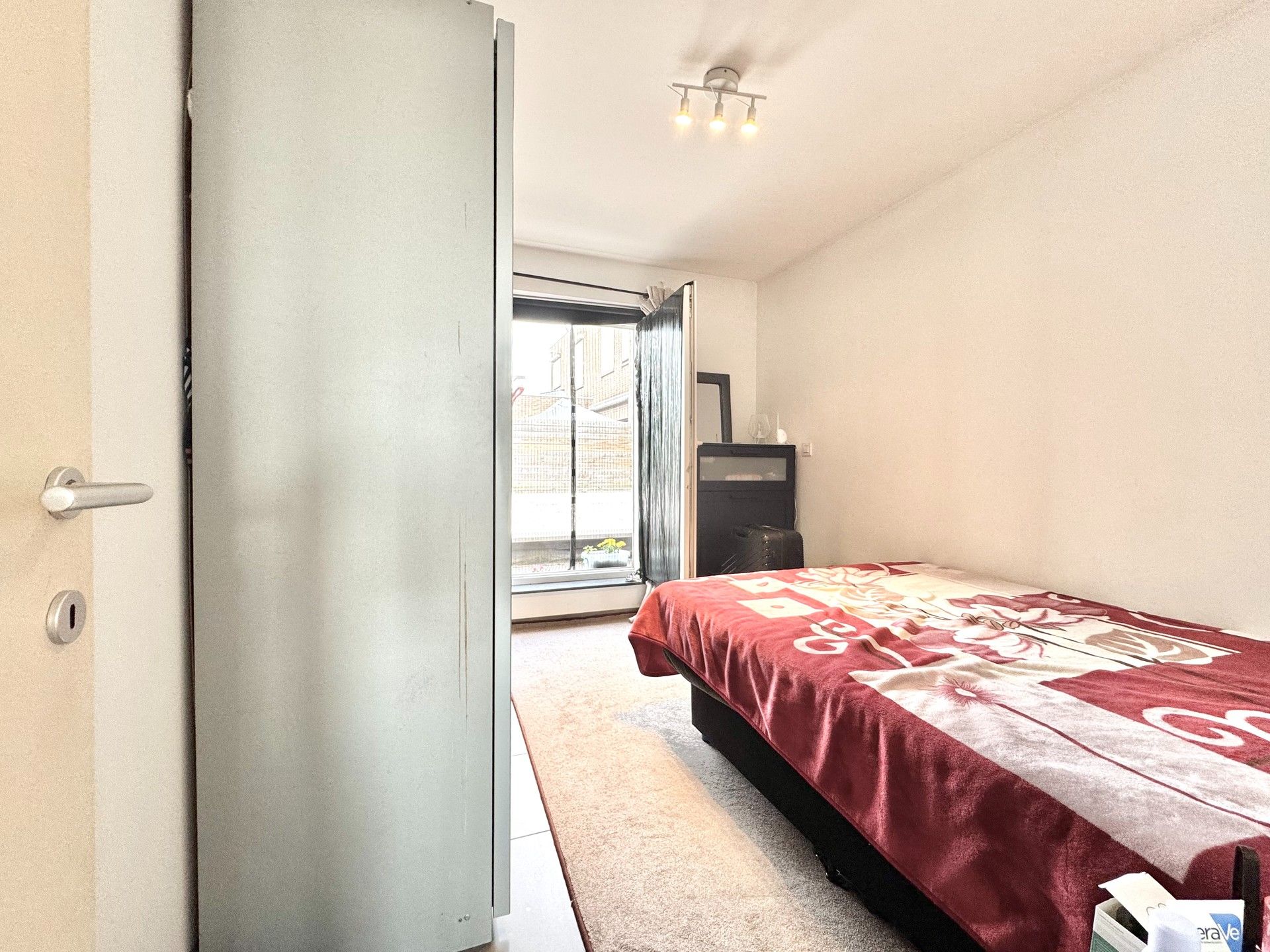 APPARTEMENT EERSTE VERDIEP MET 2 SLPKS foto 10