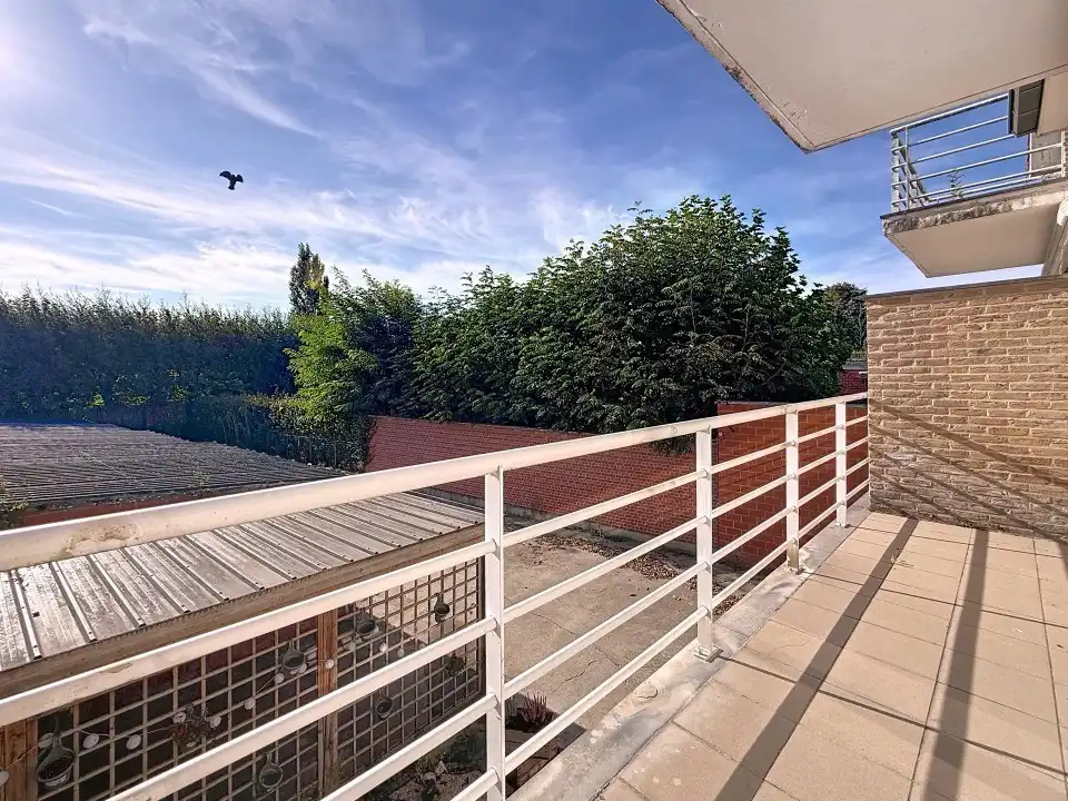 Centraal gelegen appartement met garage én extra staanplaats in centrum Staden foto 3