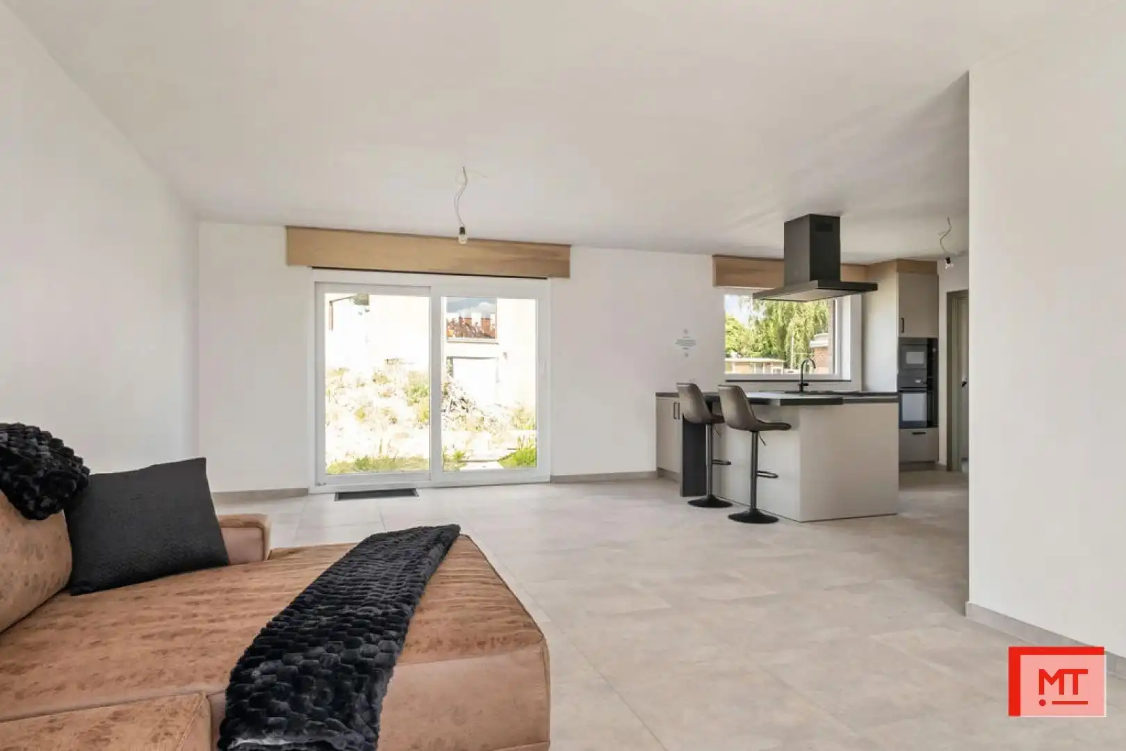 Halfopen nieuwbouwwoningen op een rustige locatie in Wervik foto 9