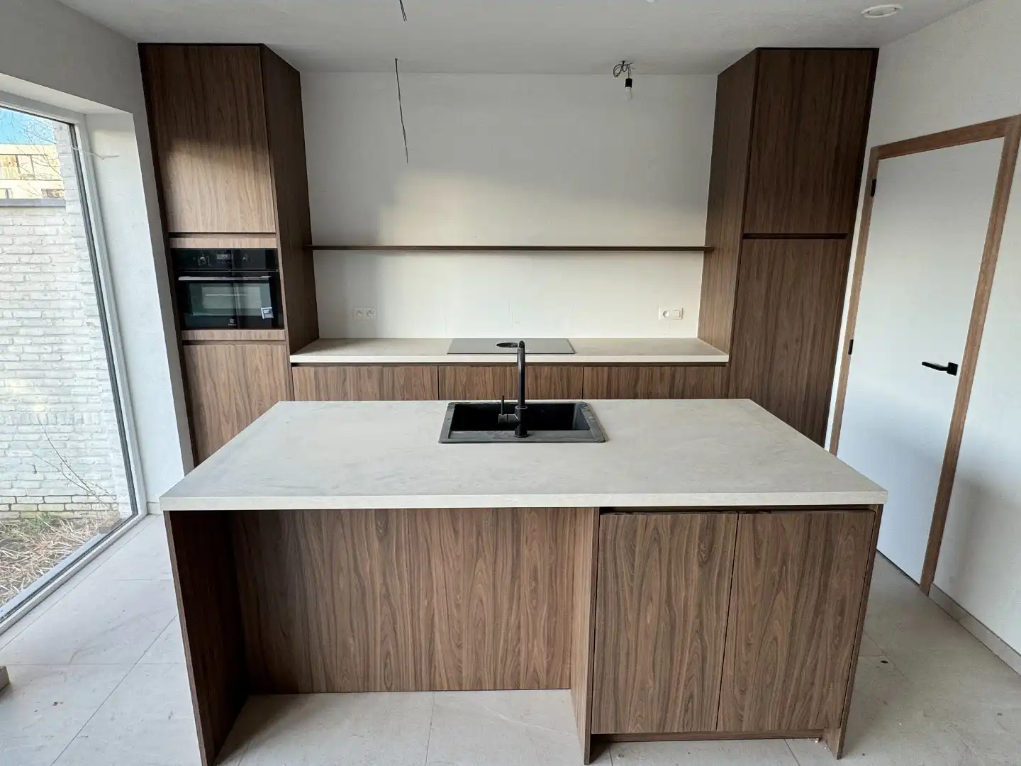 Knap afgewerkte, energiezuinige woning op sublieme locatie centrum Waregem! Kijkwoning! foto 3