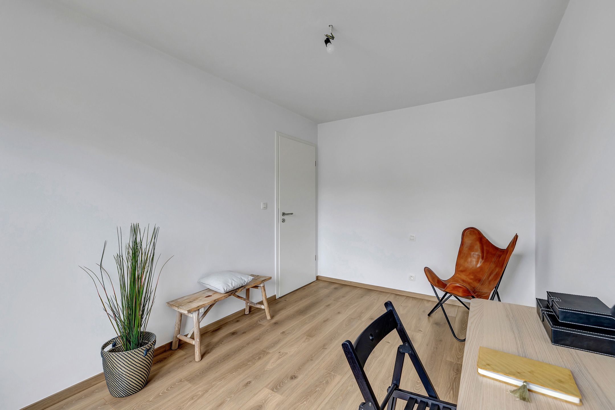 Nieuwbouwwoning met 4 slaapkamers en uitstekende verbinding foto 14