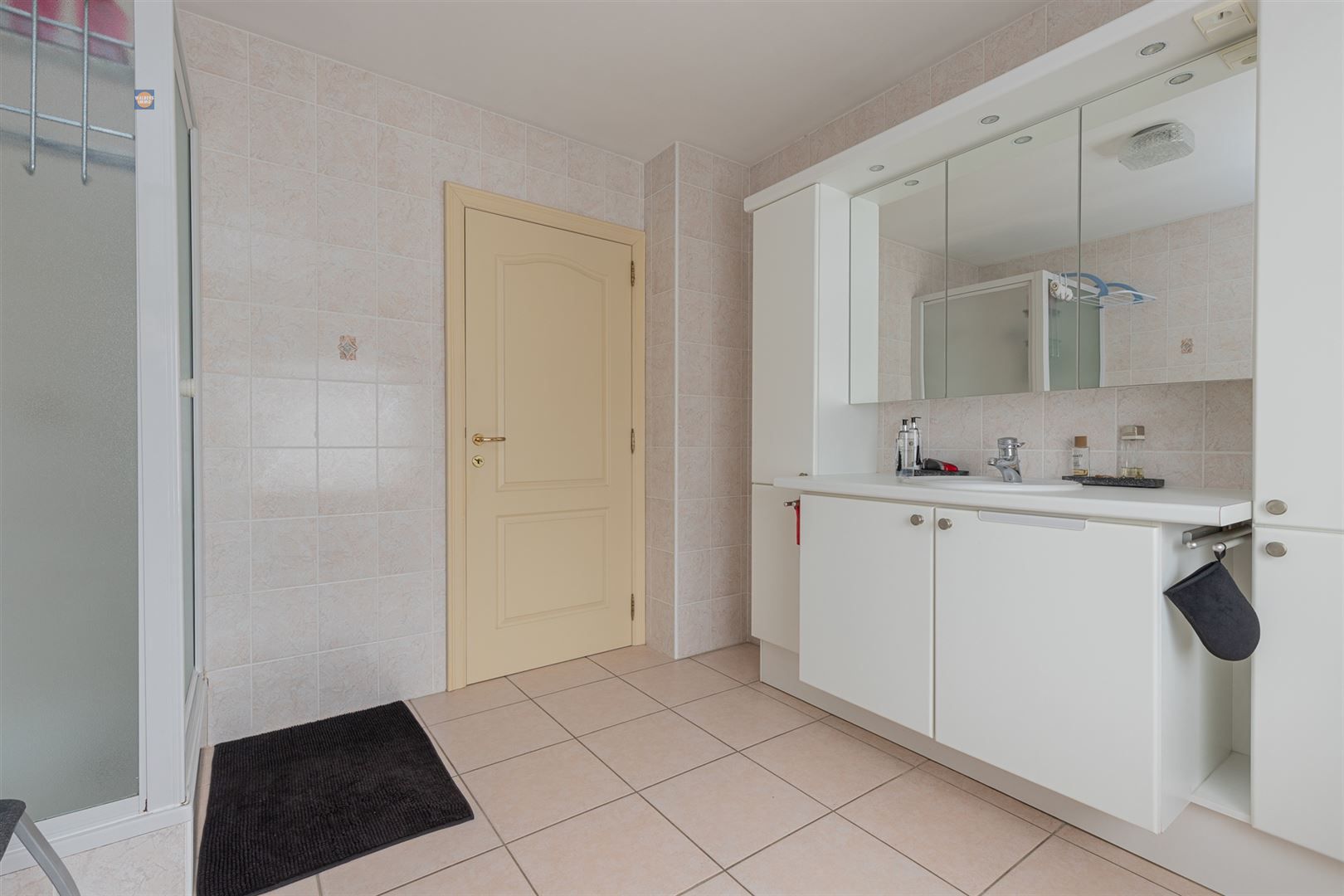 Gezinsvriendelijke woning met 3 slaapkamers en functionele indeling foto 16