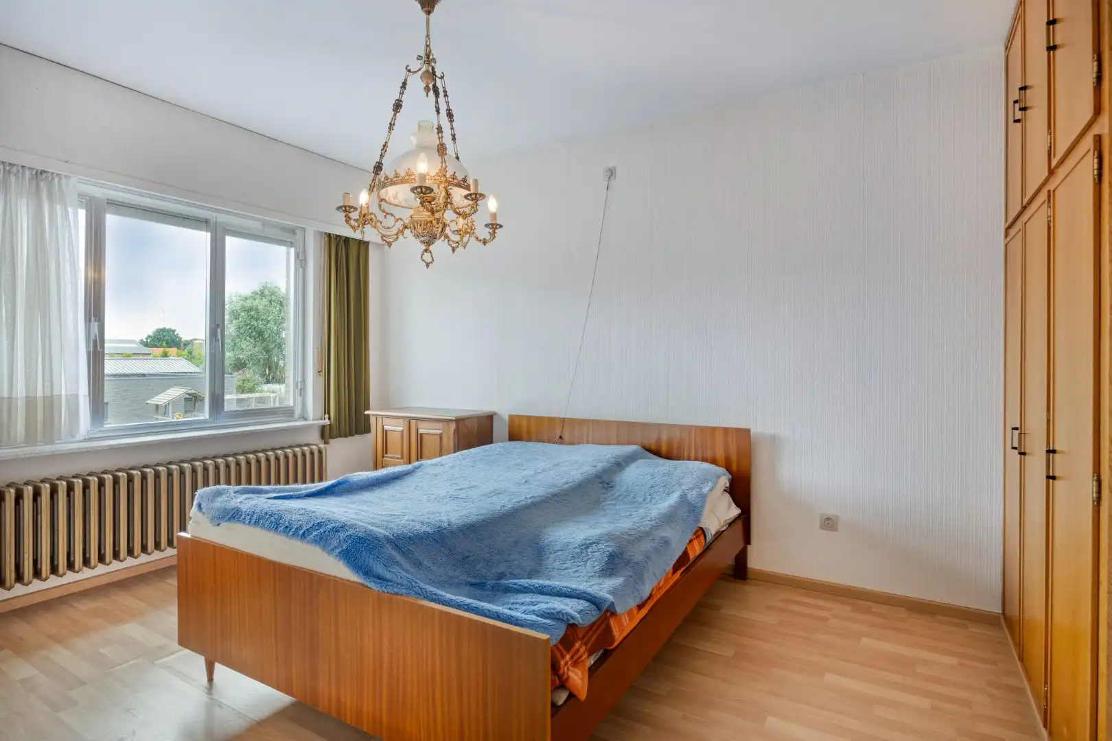 Ruim ingedeelde woning met ioa 4 slpks op een rustige en centrale ligging. foto 18
