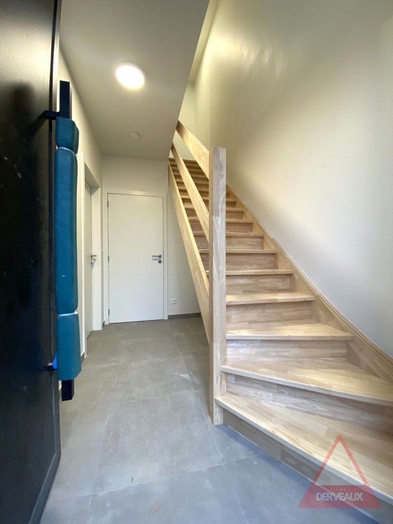 Zonnebeke – Nieuwbouwwoning met garage en 2 parkeerplaatsen foto 2