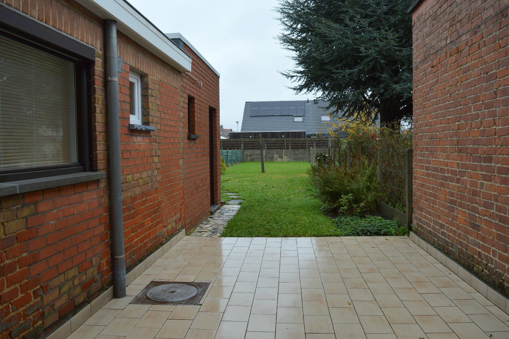 Ruime gezinswoning met 3 slaapkamers in Kuurne met vlotte bereikbaarheid foto 10