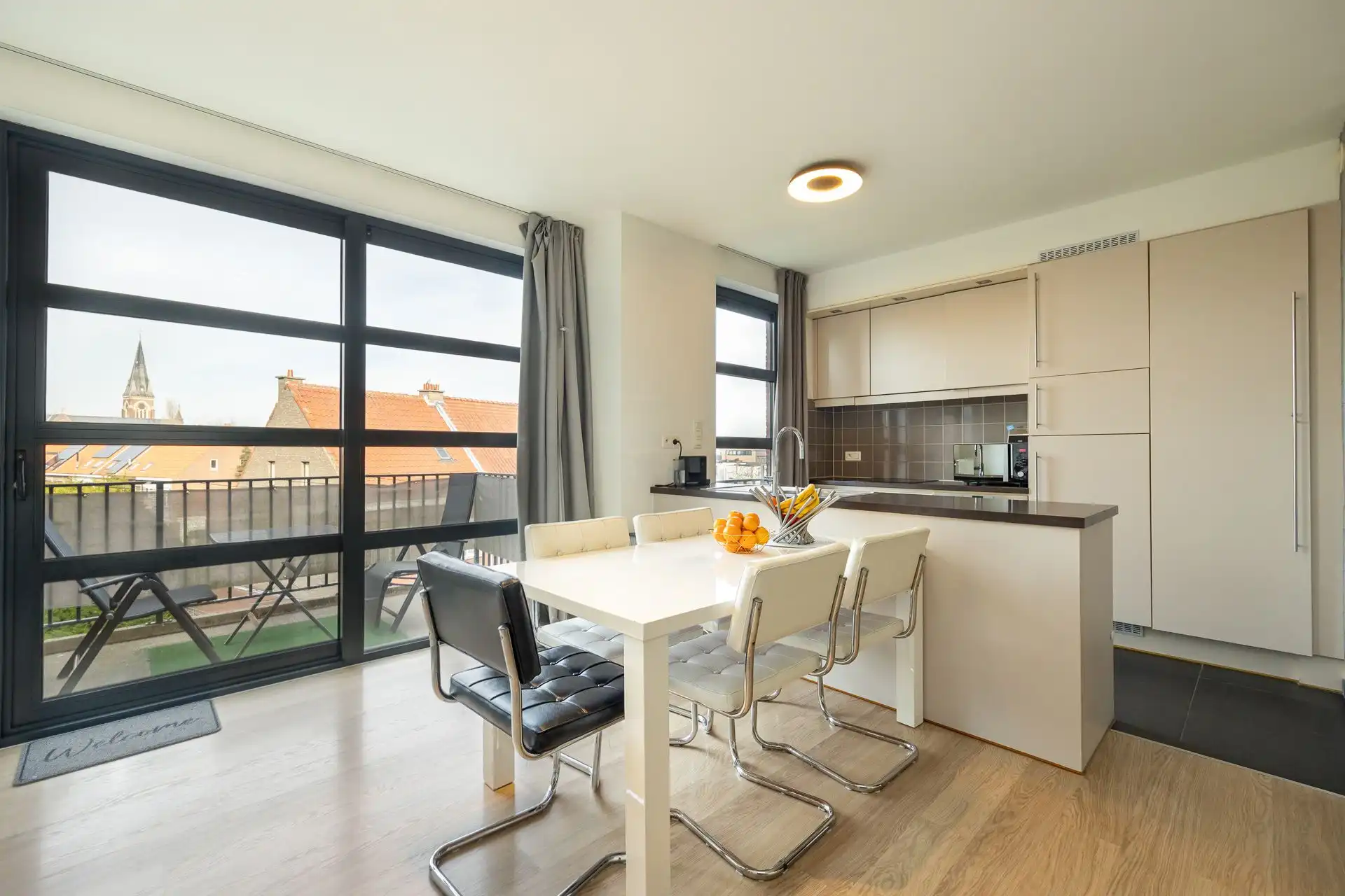 Lichtrijk 2-slaapkamerappartement op toplocatie in Hoboken! foto 4