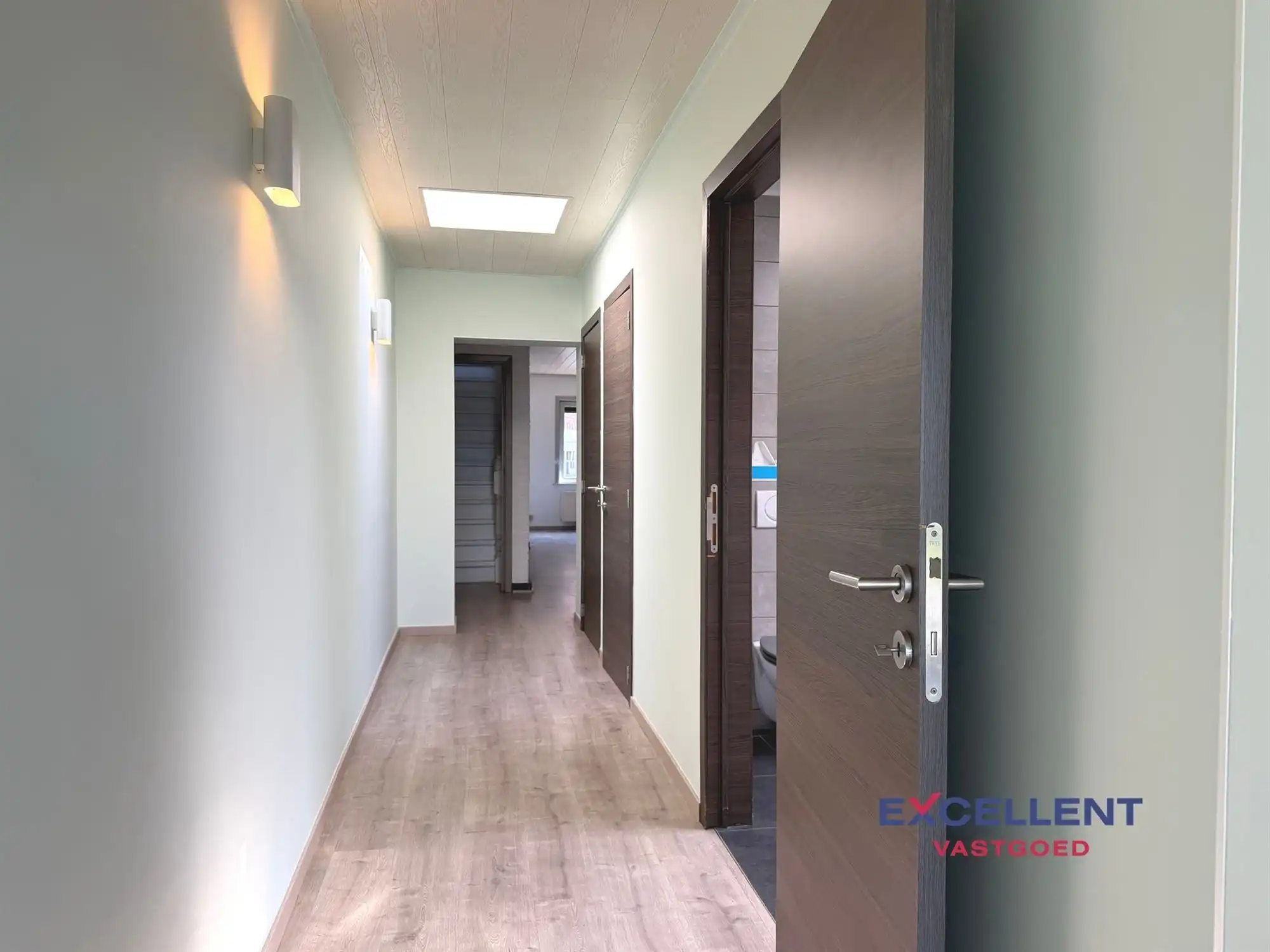 Instapklaar huis met 3 slpk en tuin te huur Aalst foto 9