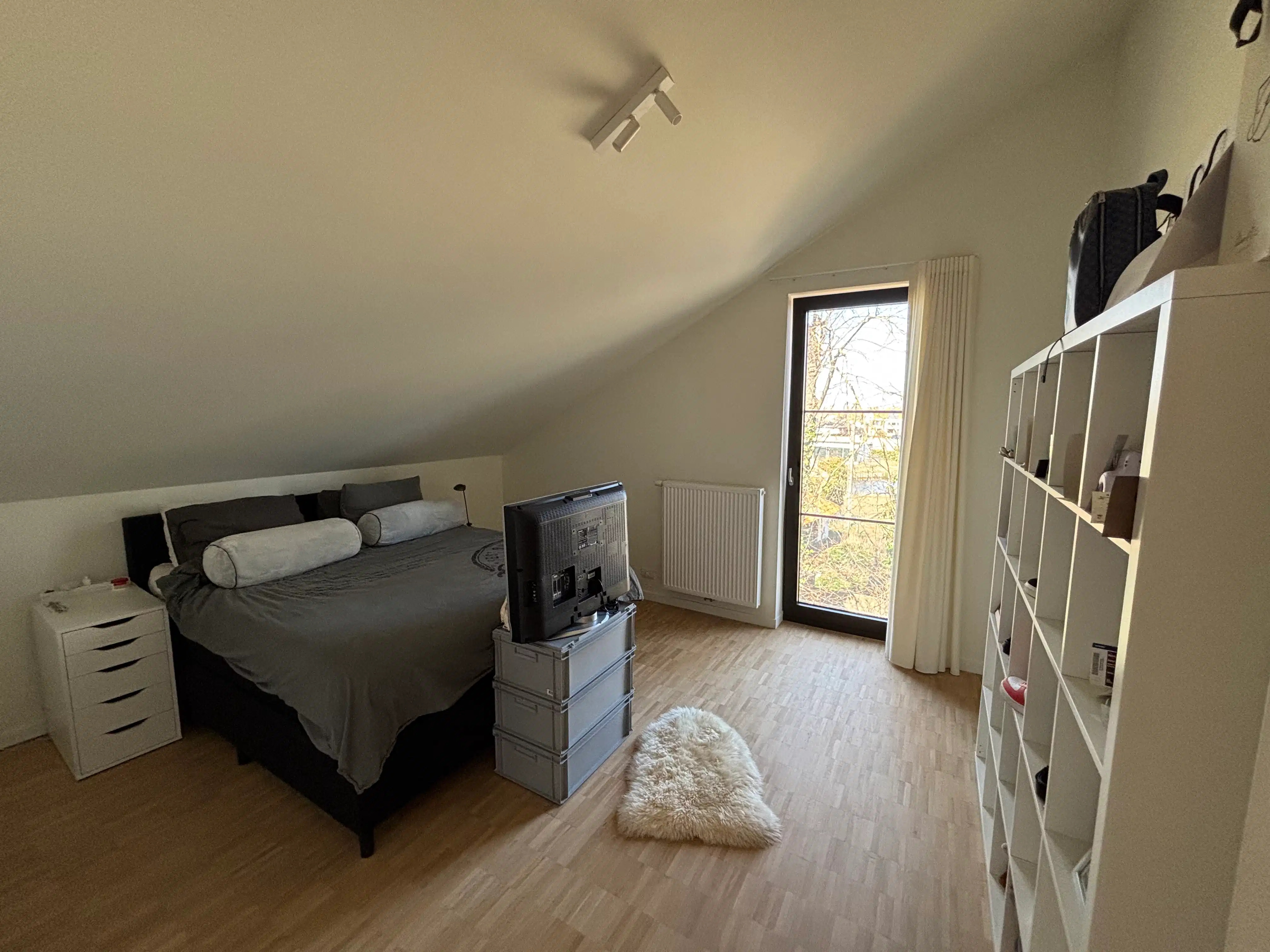 TE HUUR moderne penthouse met ruim terras  in Olsene foto 23