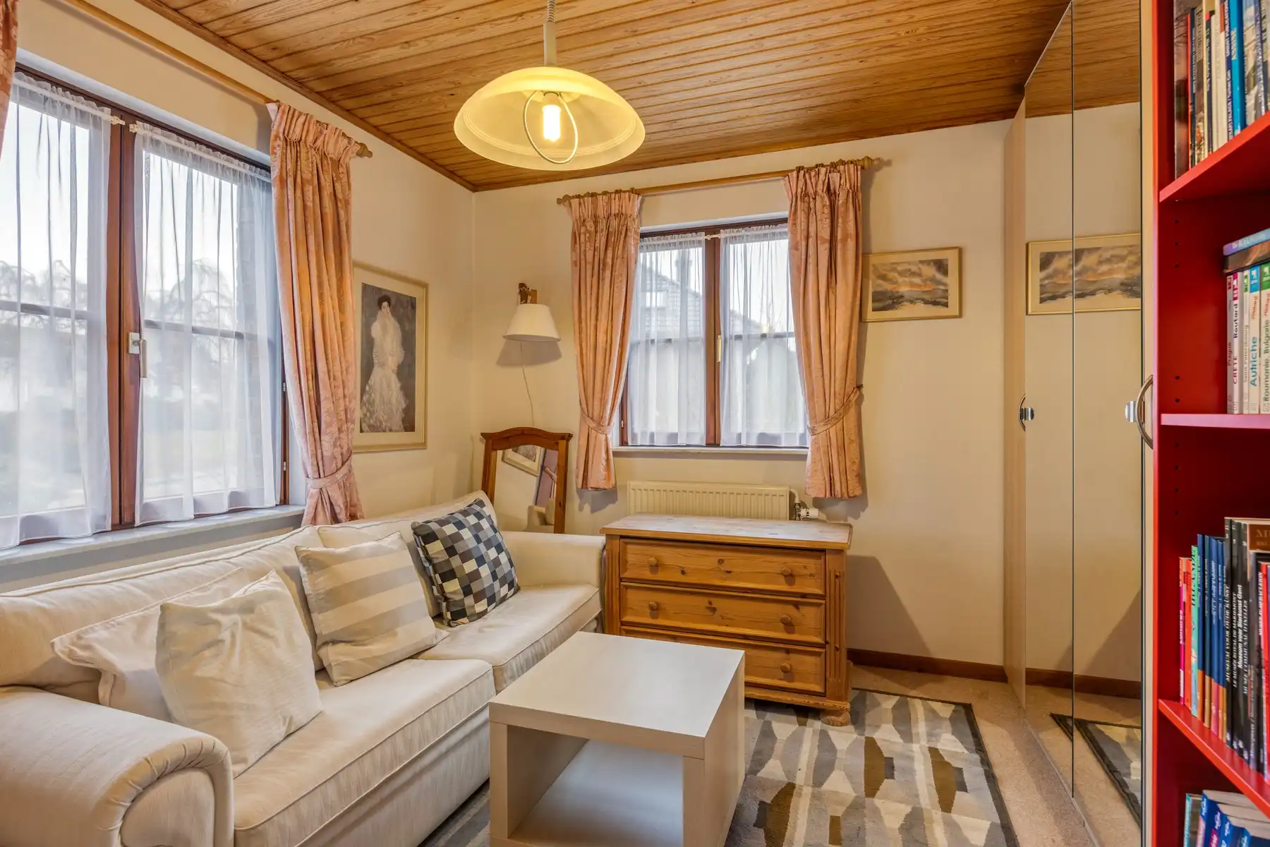 Cosy gezinswoning met 4 slaapkamers, garage en tuin - NATO op 10 min. foto 26