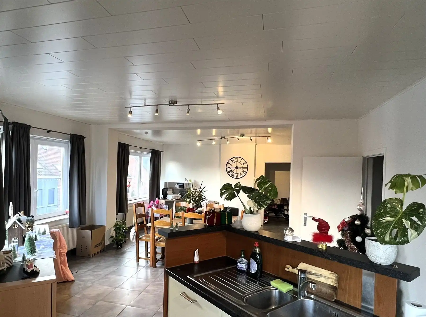 Gezellig en ruim appartement in rustige buurt foto 3