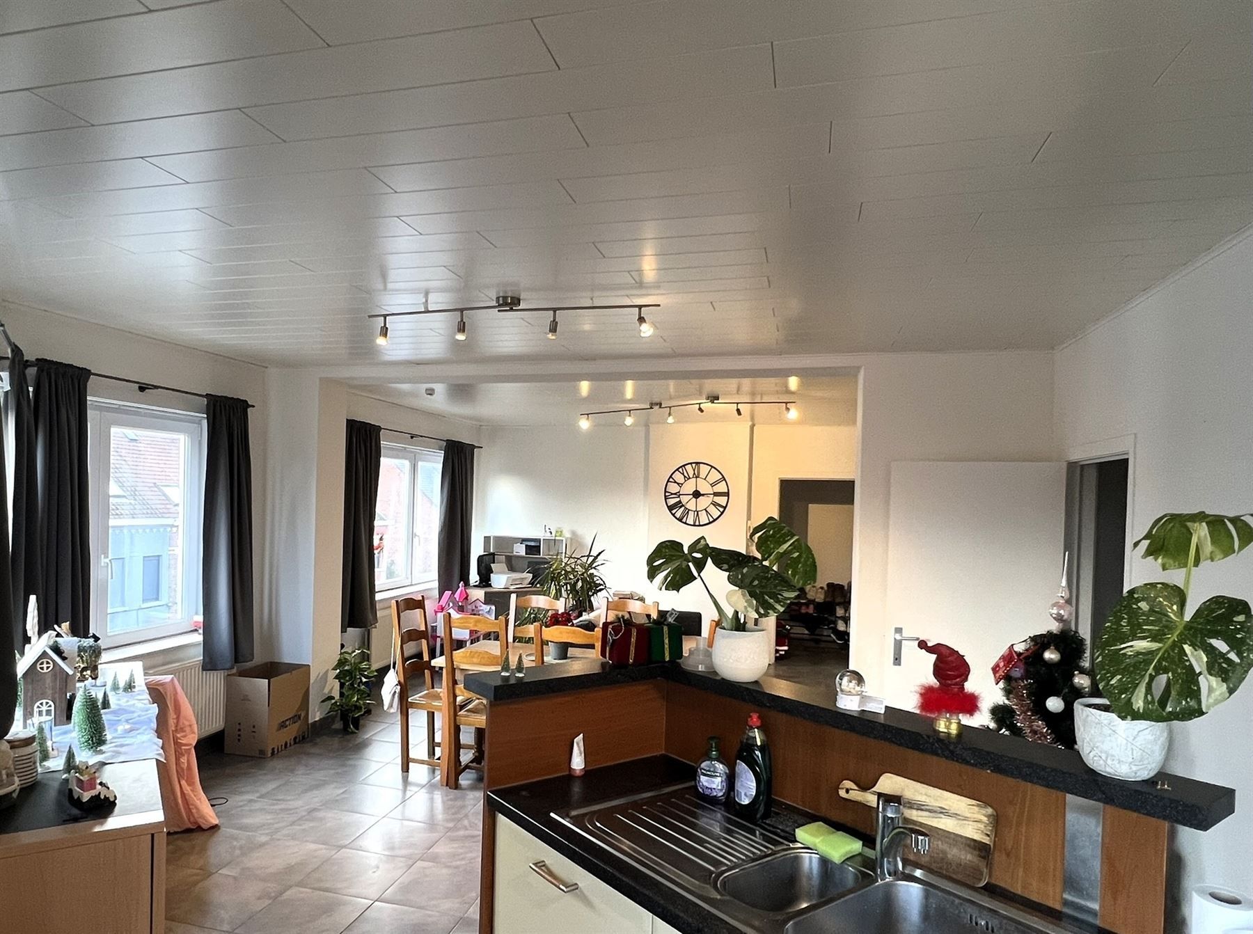 Gezellig en ruim appartement in rustige buurt foto 3