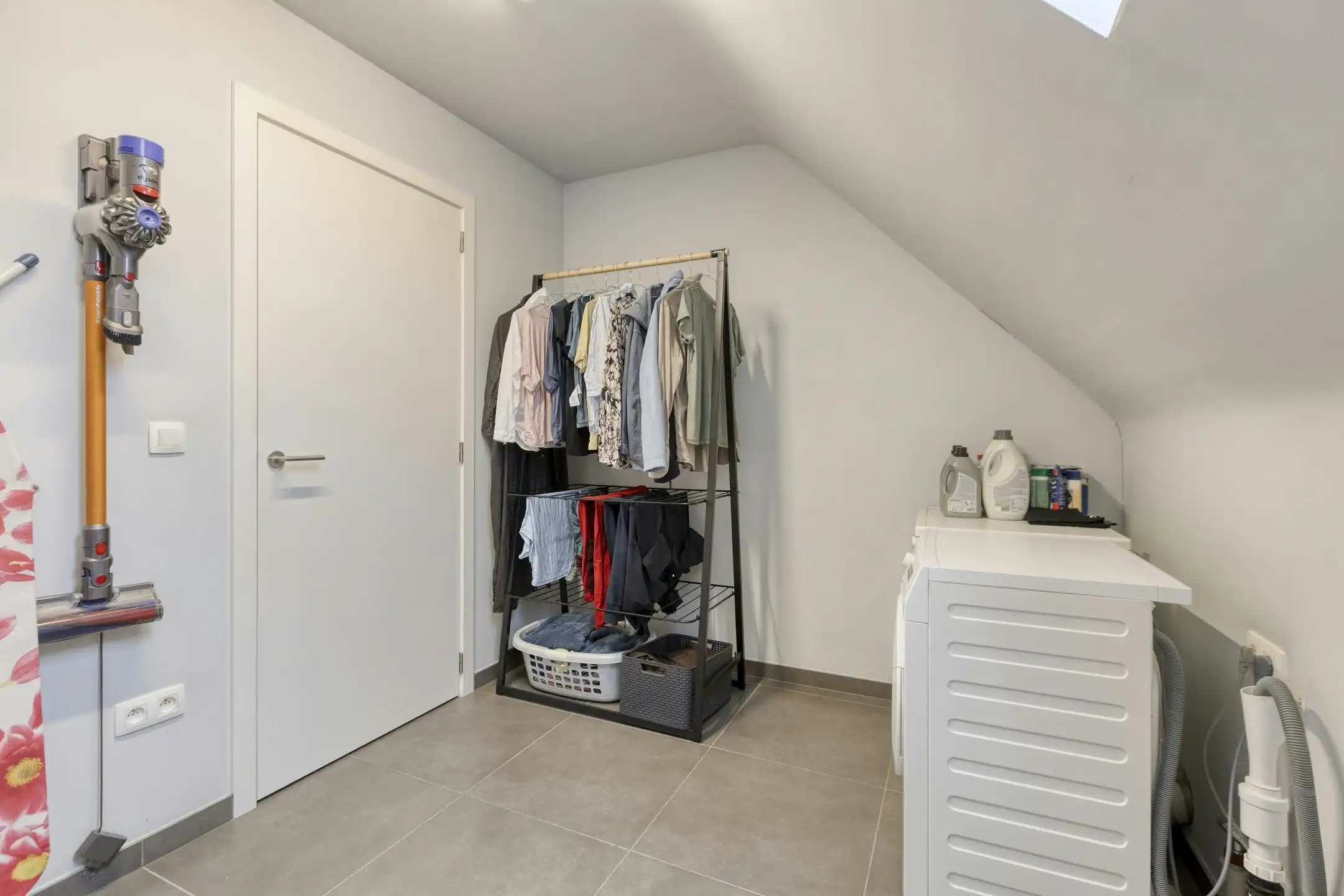 Recent, vrijstaand huis te koop in Turnhout grens Kasterlee foto 14