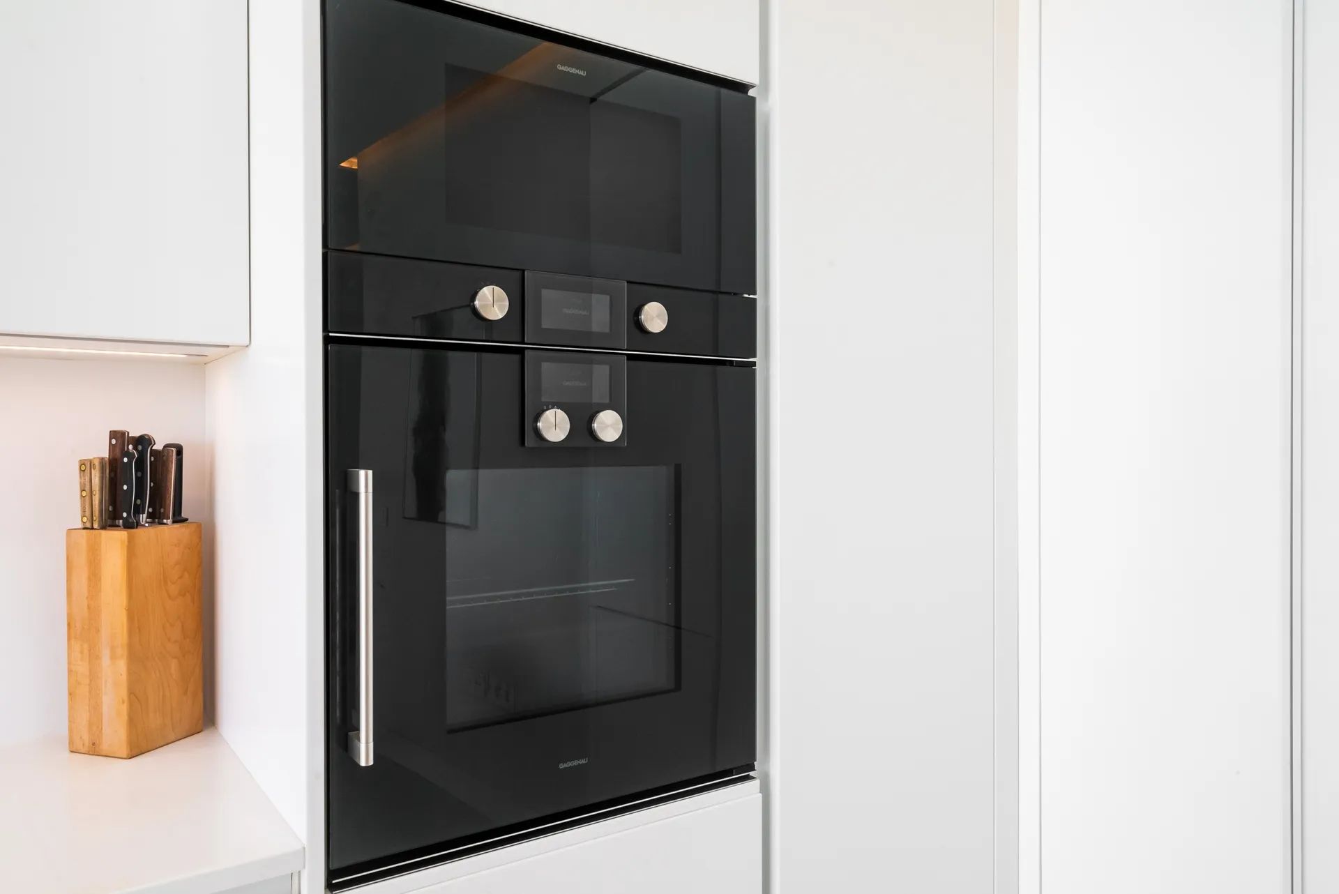Ultramodern appartement in iconisch project, Estepona: een unieke woonervaring aan zee foto 6