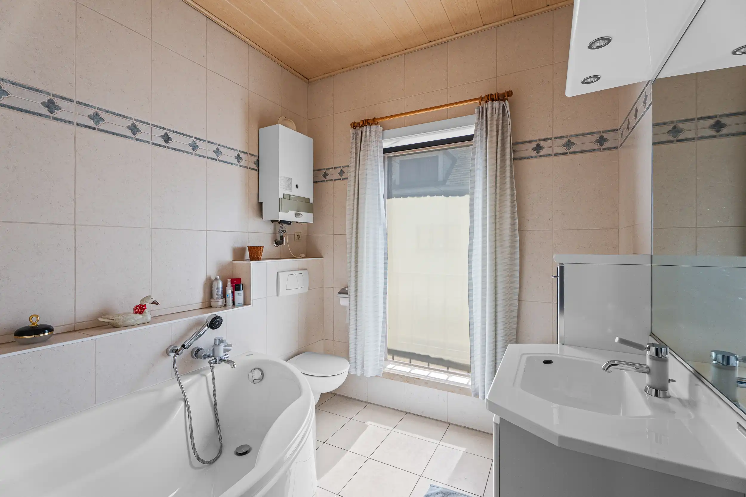 Te renoveren woning op toplocatie te Gentbrugge foto 13