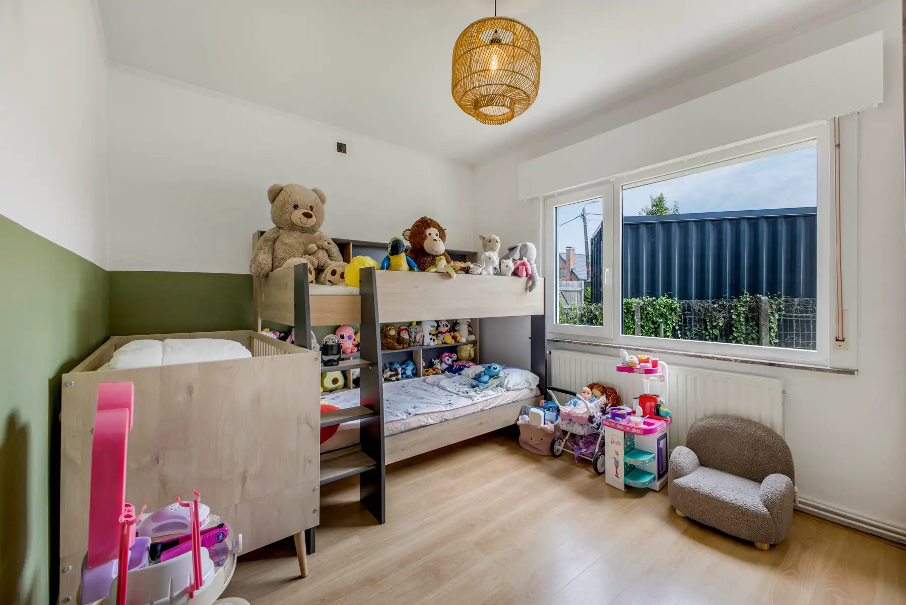 Rustig gelegen bungalow met garage/berging foto 17
