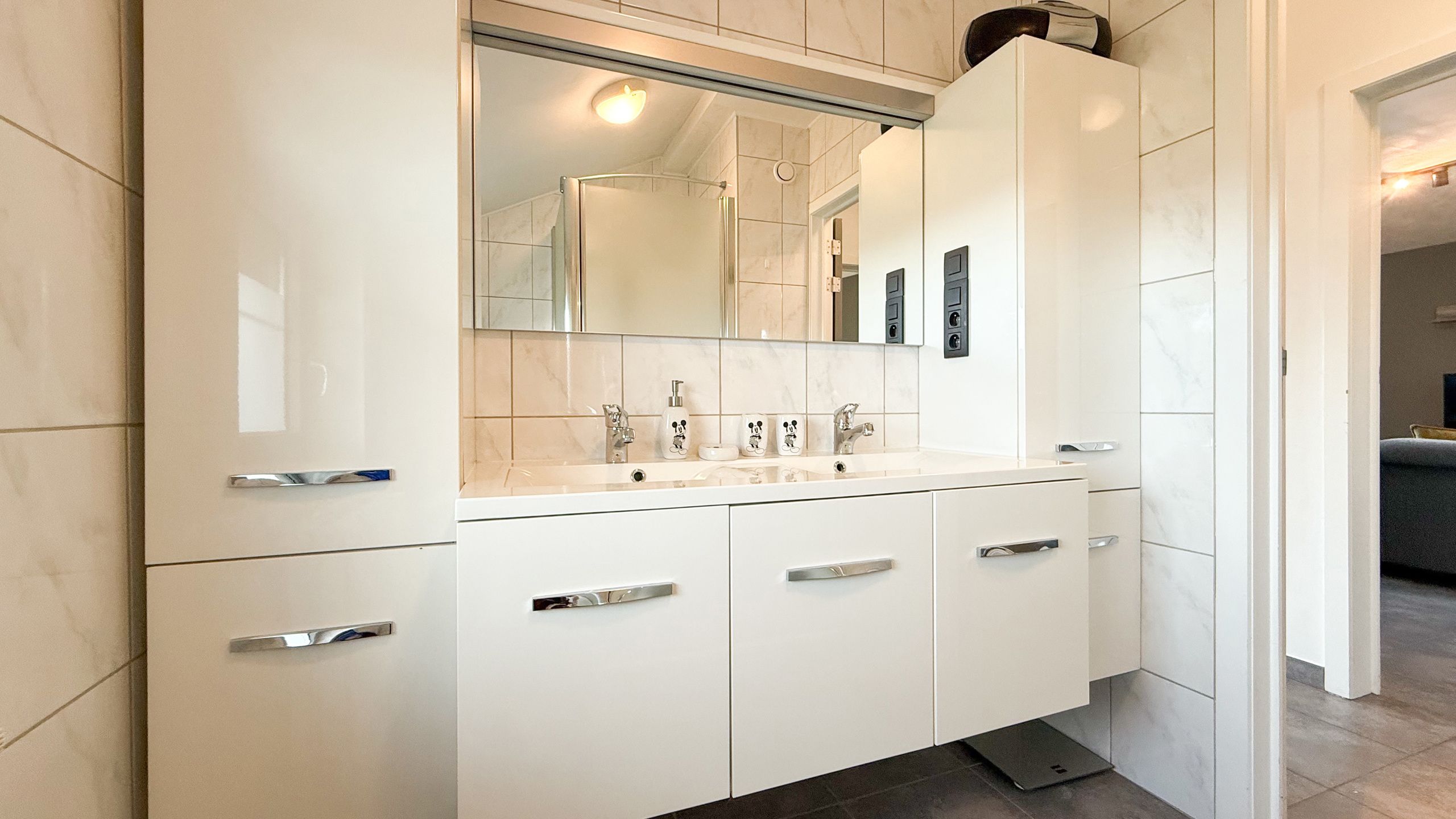 Ruim appartement van 105m² met terras en parking en EPC B! foto 26