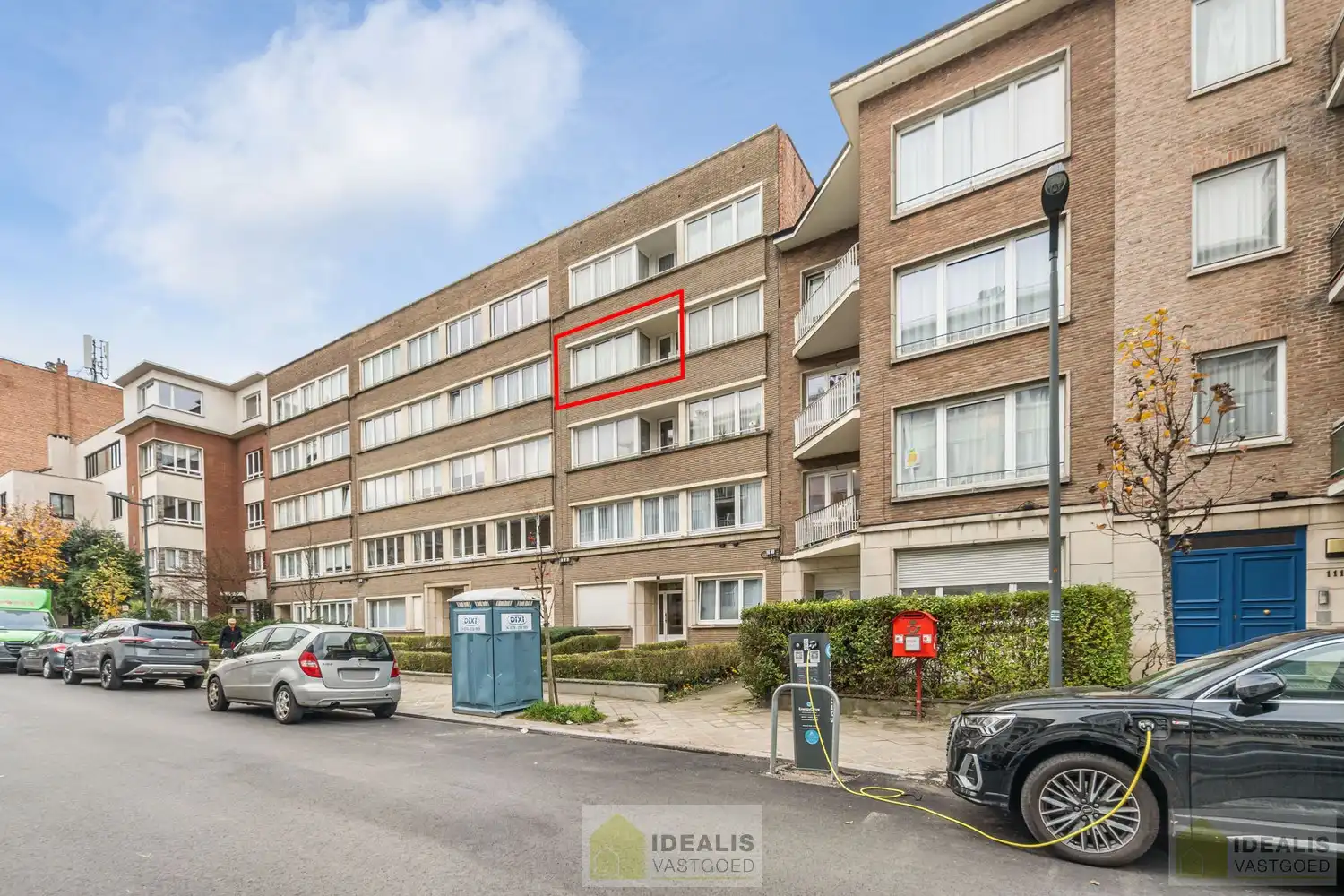 Te renoveren appartement met een bewoonbare oppervlakte van +- 60m² in hartje BXL! foto 4