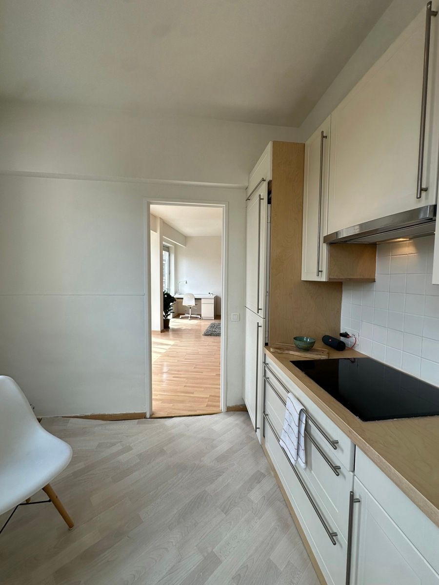 Zonnig 100% instapklaar appartement op centrale locatie! foto 13